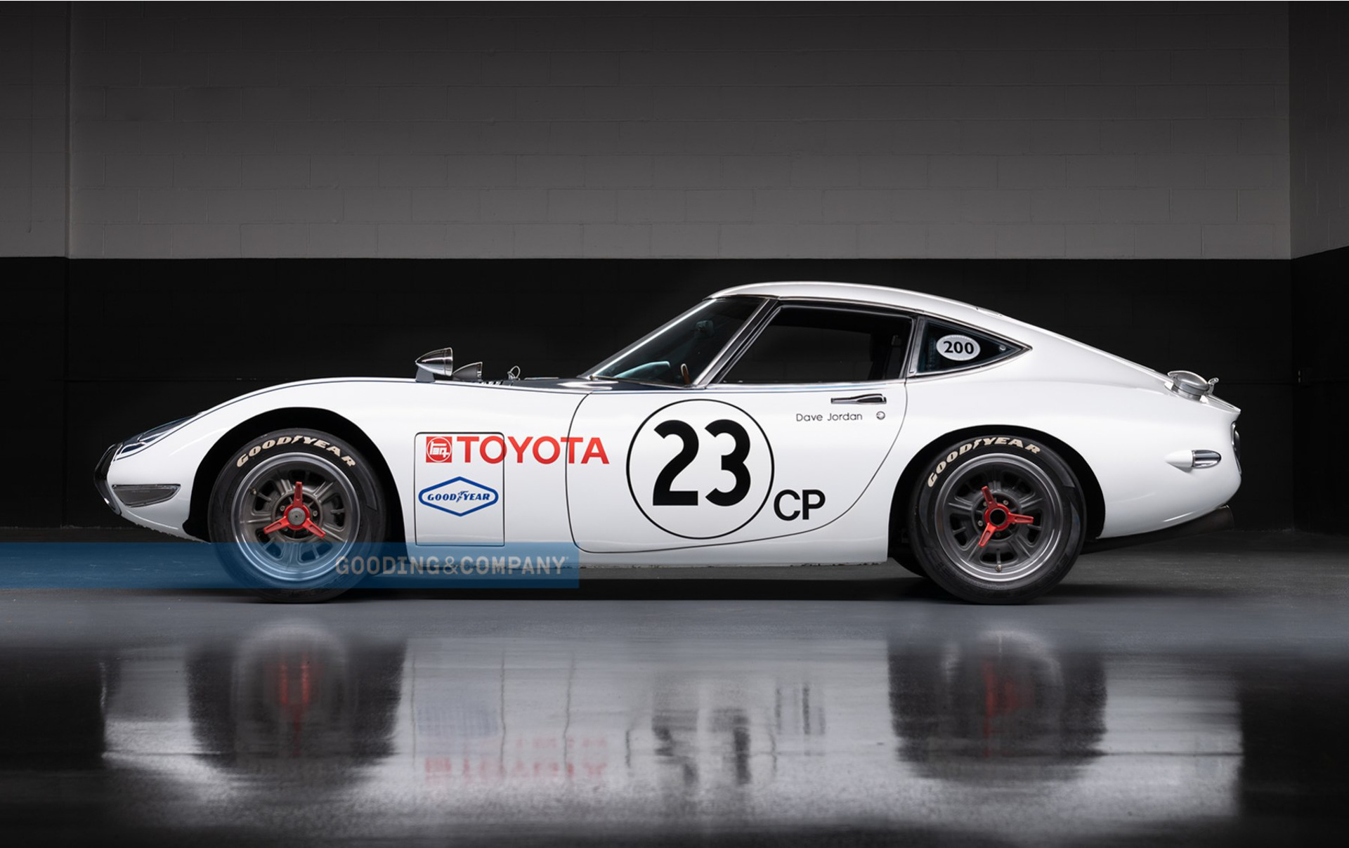 The Shelby-Toyota 2000GT Is A Japanese Classic With A Sprinkle Of Cobra Know-How