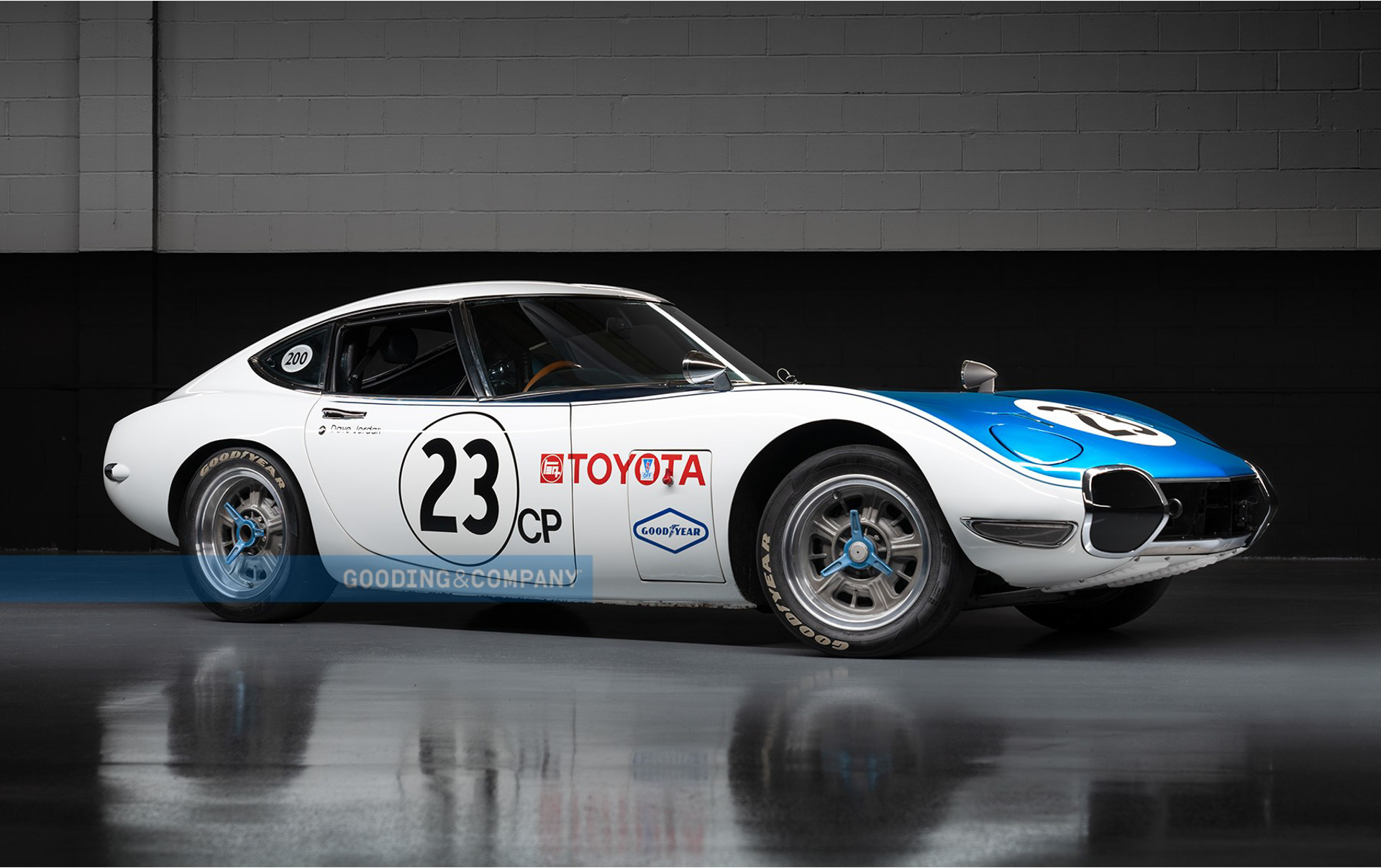 The Shelby-Toyota 2000GT Is A Japanese Classic With A Sprinkle Of Cobra Know-How