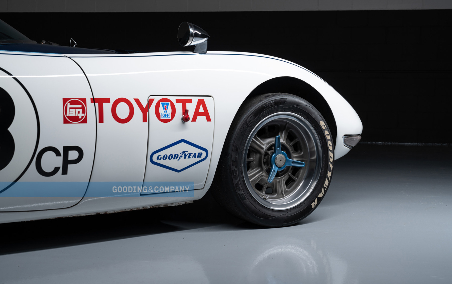 The Shelby-Toyota 2000GT Is A Japanese Classic With A Sprinkle Of Cobra Know-How