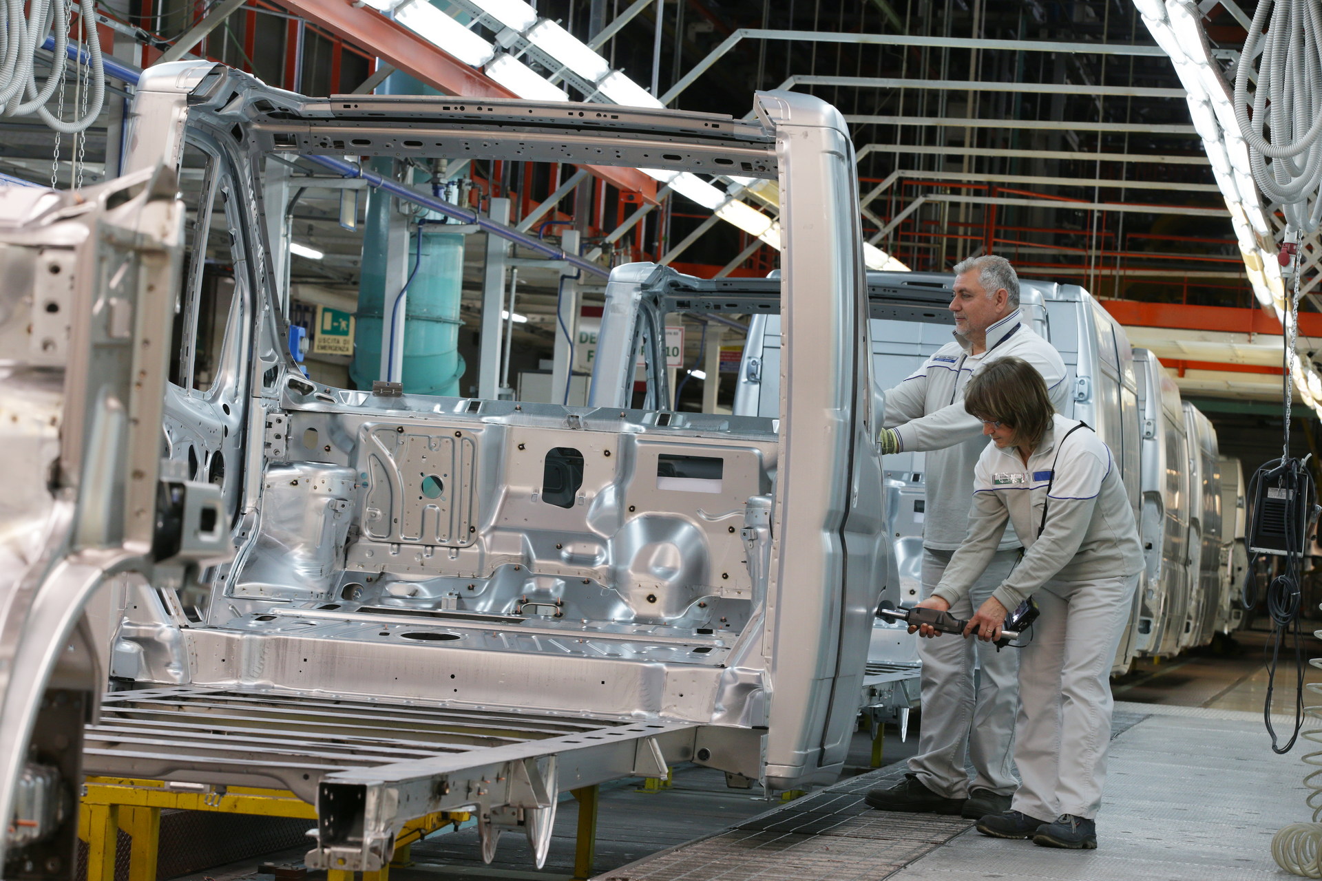 Stellantis Temporarily Halts Van Production In Italy Due To Shortage Of French Engines