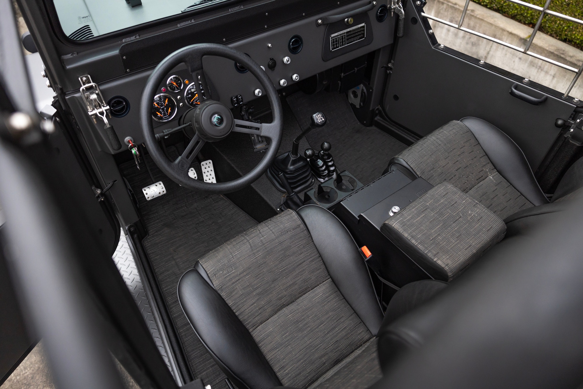 This 1962 Toyota FJ40 Land Cruiser By ICON Is Dripping With Old-School Appeal