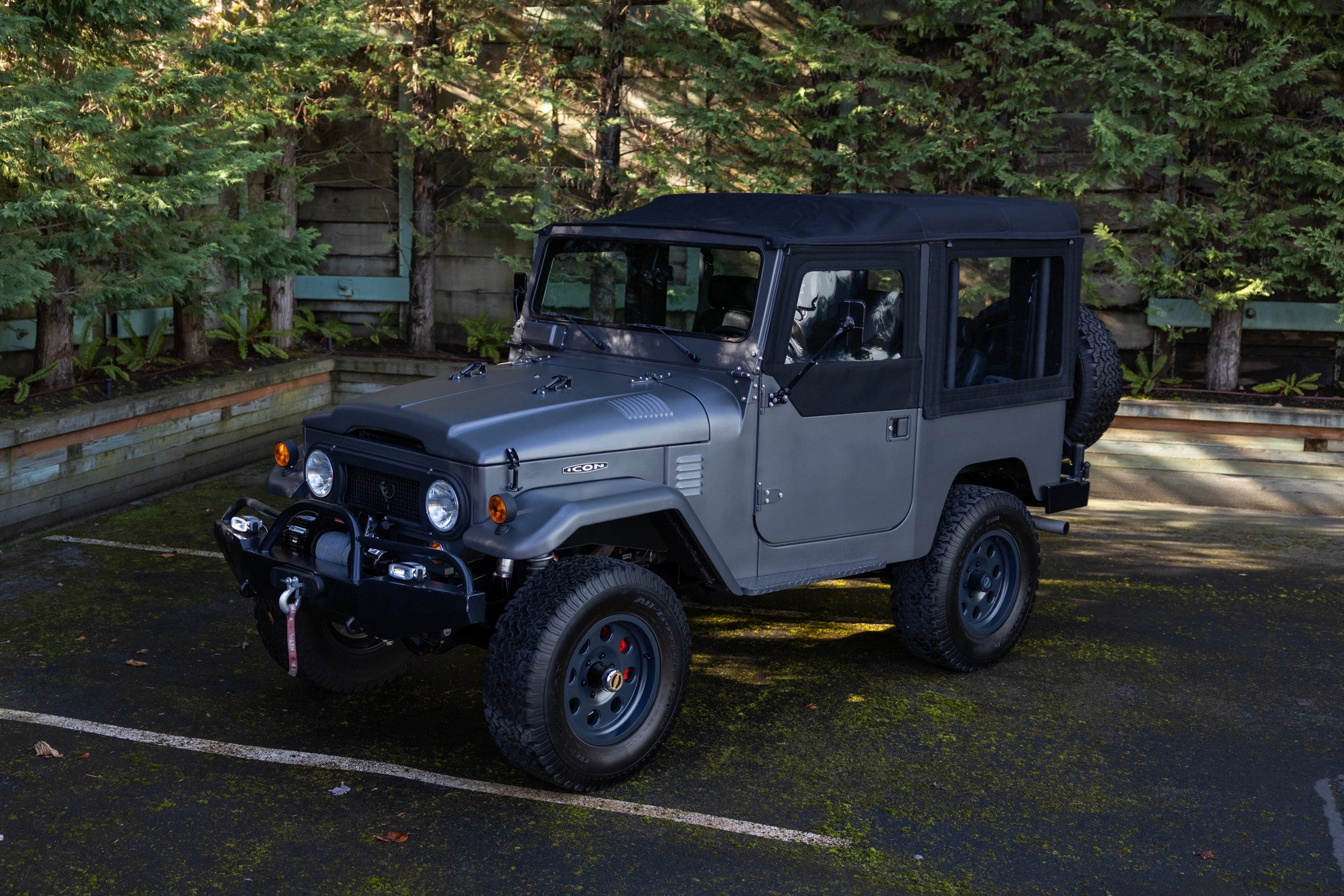 This 1962 Toyota FJ40 Land Cruiser By ICON Is Dripping With Old-School Appeal