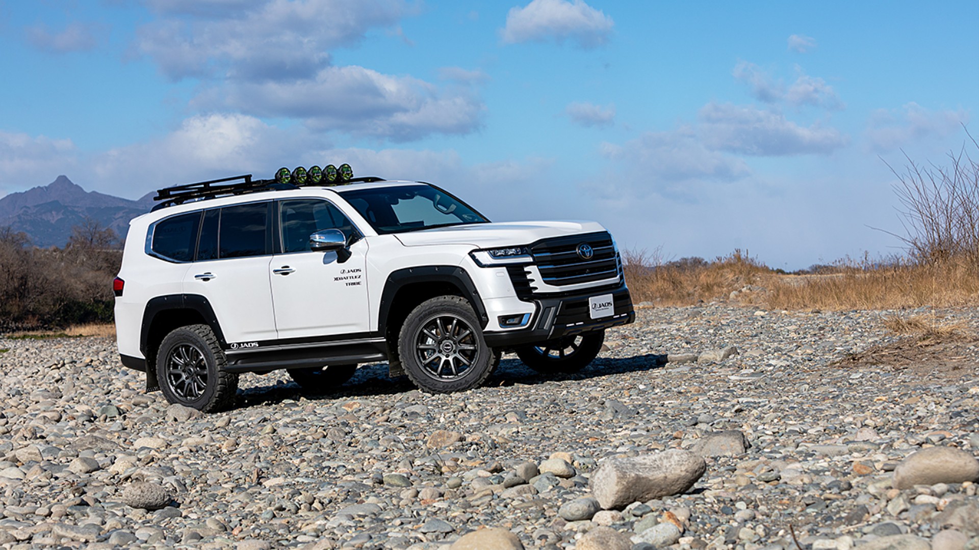 2022 Toyota Land Cruiser Series 300 Tastefully Modified By Japanese Tuner Jaos