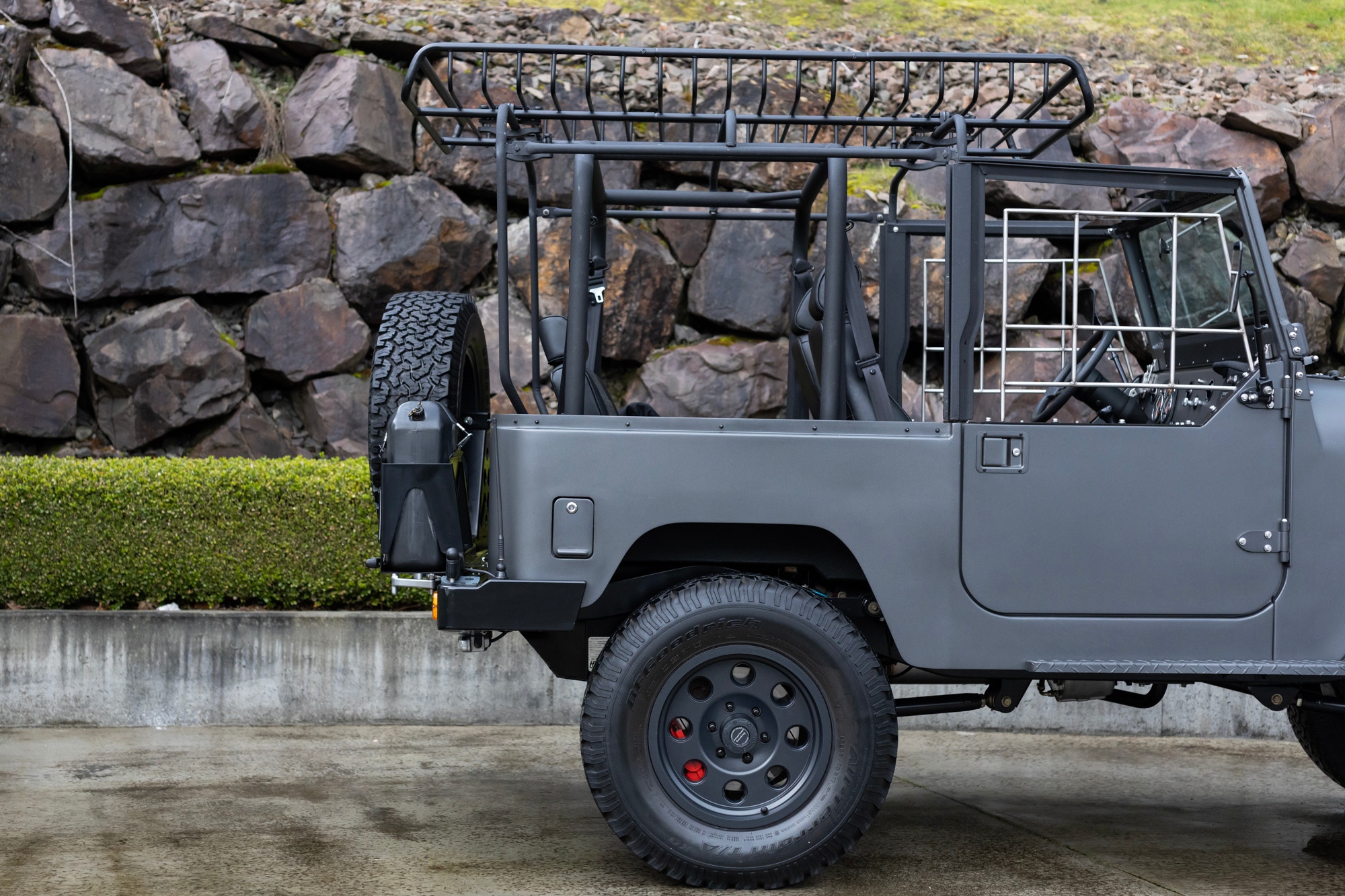 This 1962 Toyota FJ40 Land Cruiser By ICON Is Dripping With Old-School Appeal