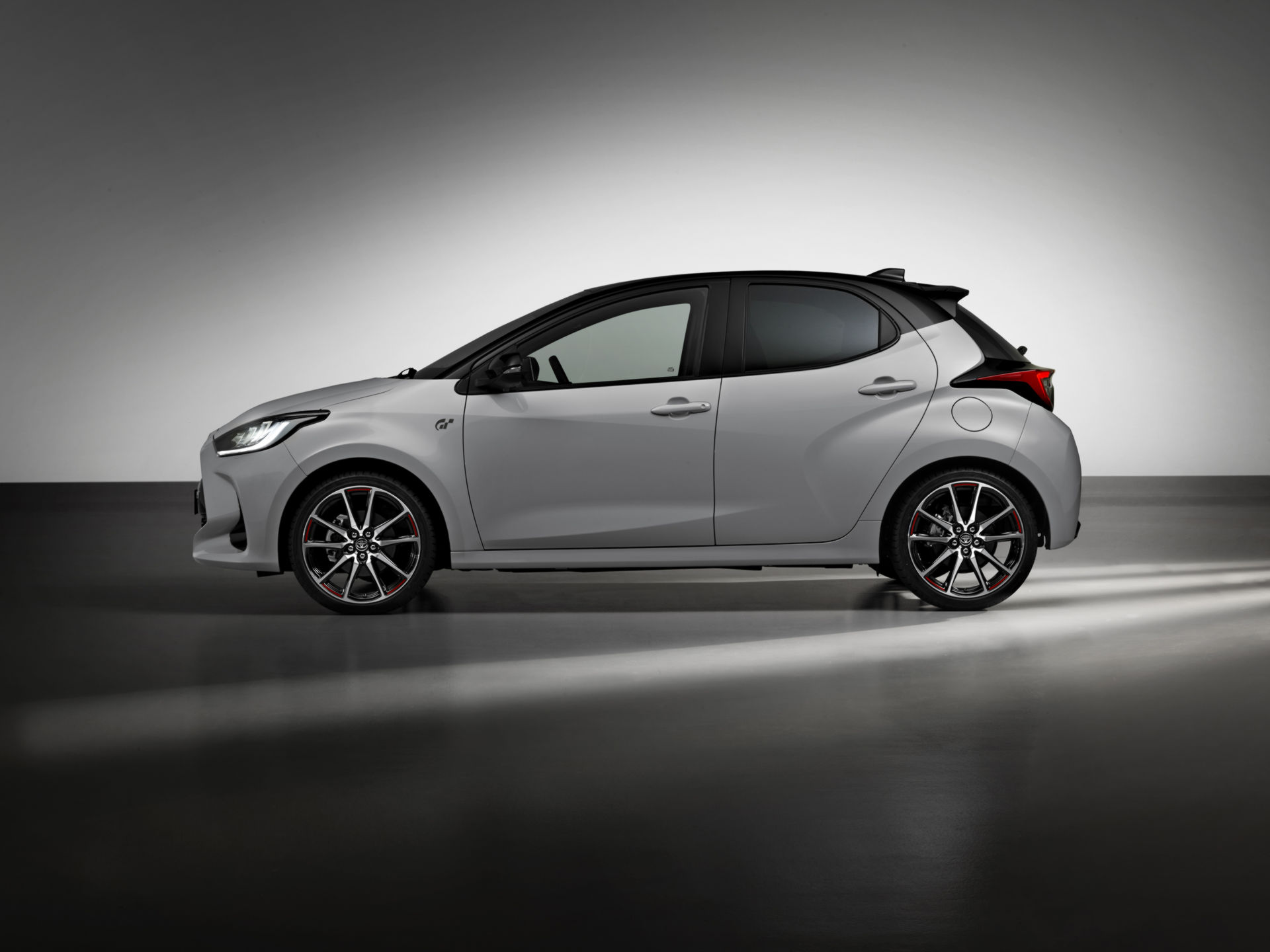 Still Can’t Find A PS5? Buy A Toyota Yaris GR Sport Gran Turismo 7 Special And Get It For Free