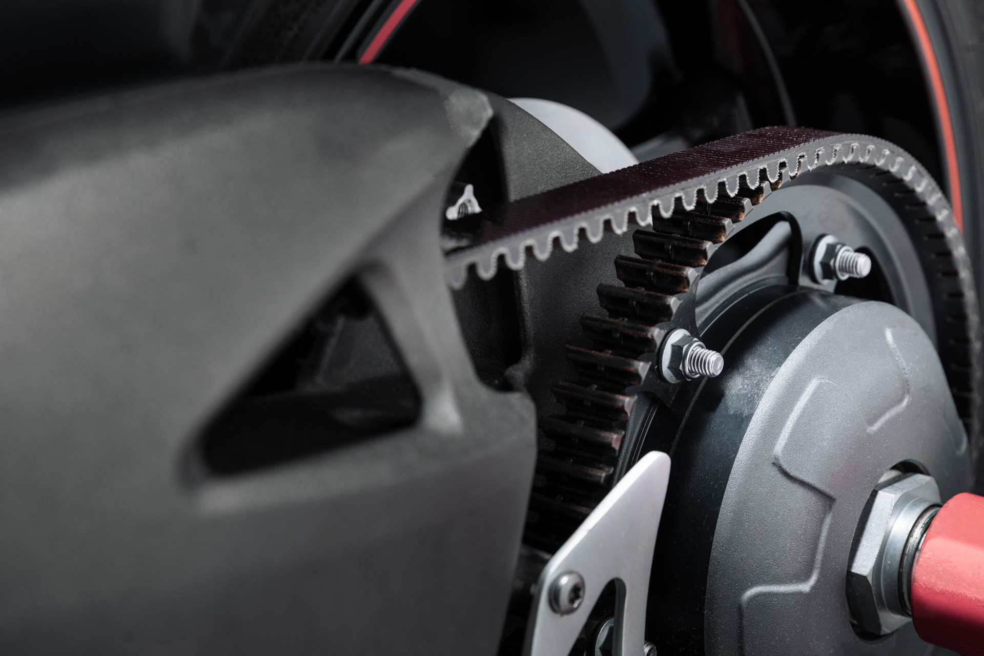 Triumph’s TE-1 Is An Electric Motorcycle Developed By Williams And It’s Making Us Want To Swap 4 Wheels For 2