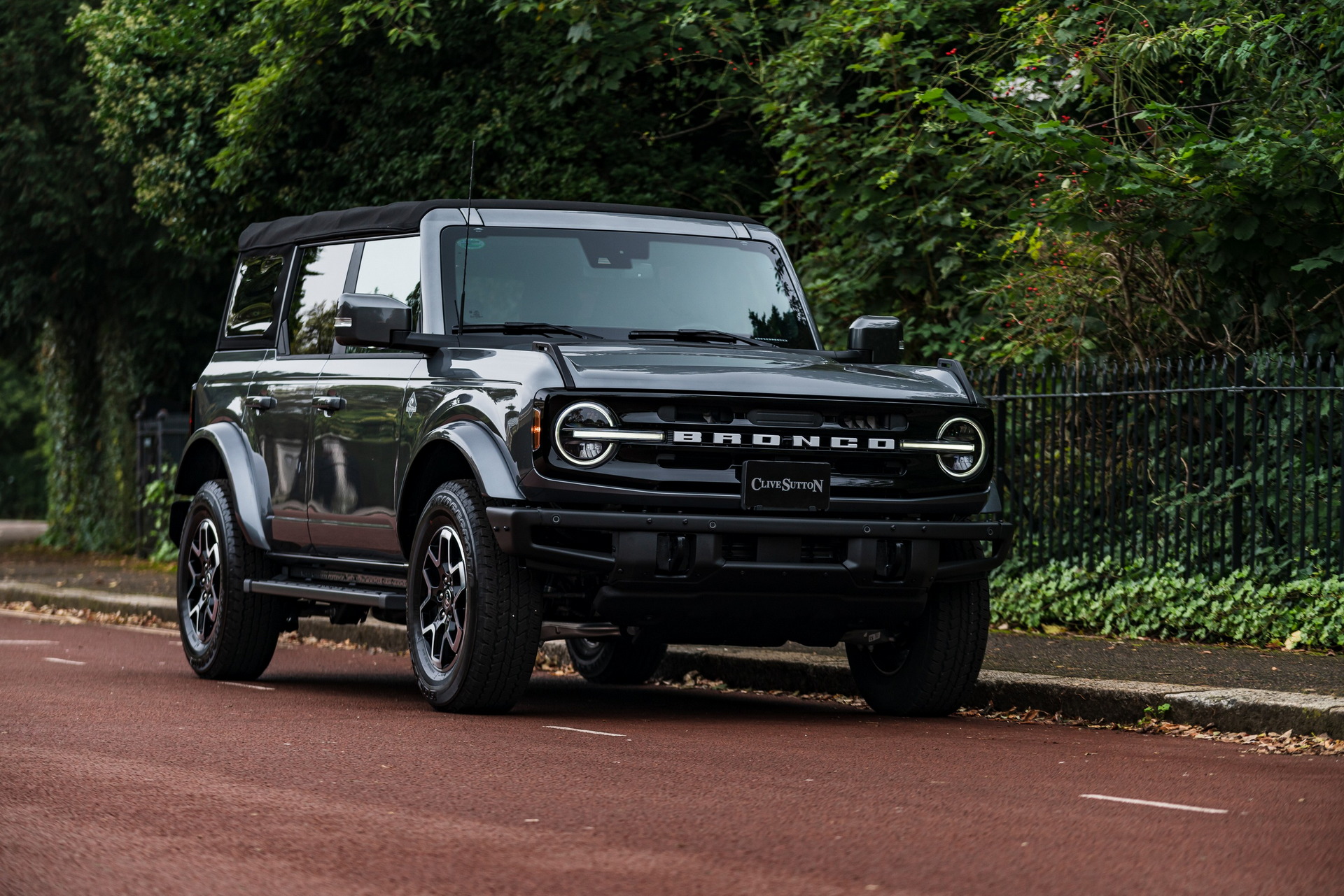 The First Ford Broncos Touch Down In The UK, But They’re Priced From $61,000 To $115,000