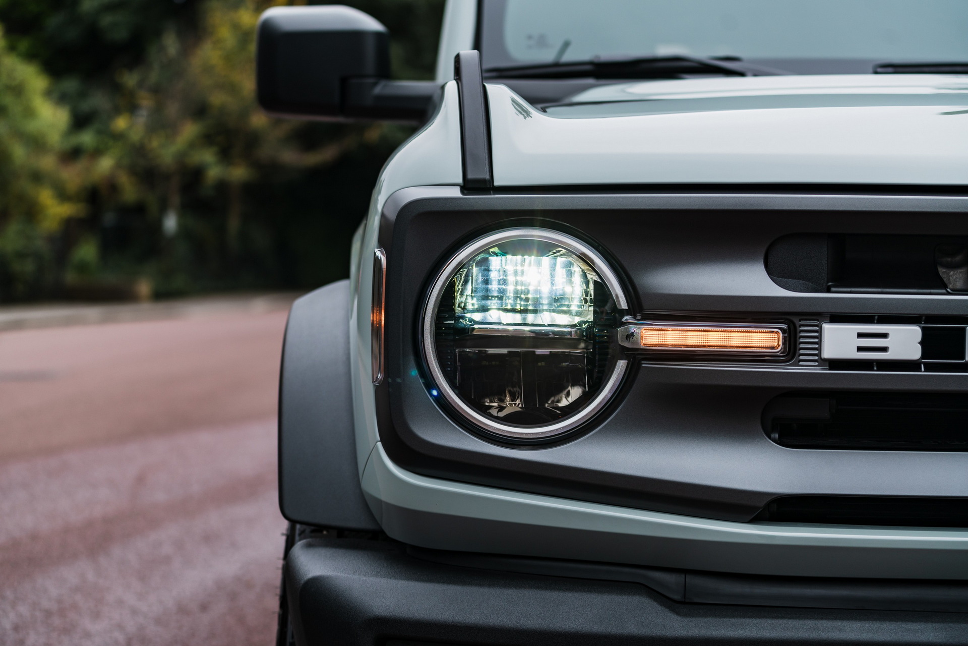 The First Ford Broncos Touch Down In The UK, But They’re Priced From $61,000 To $115,000