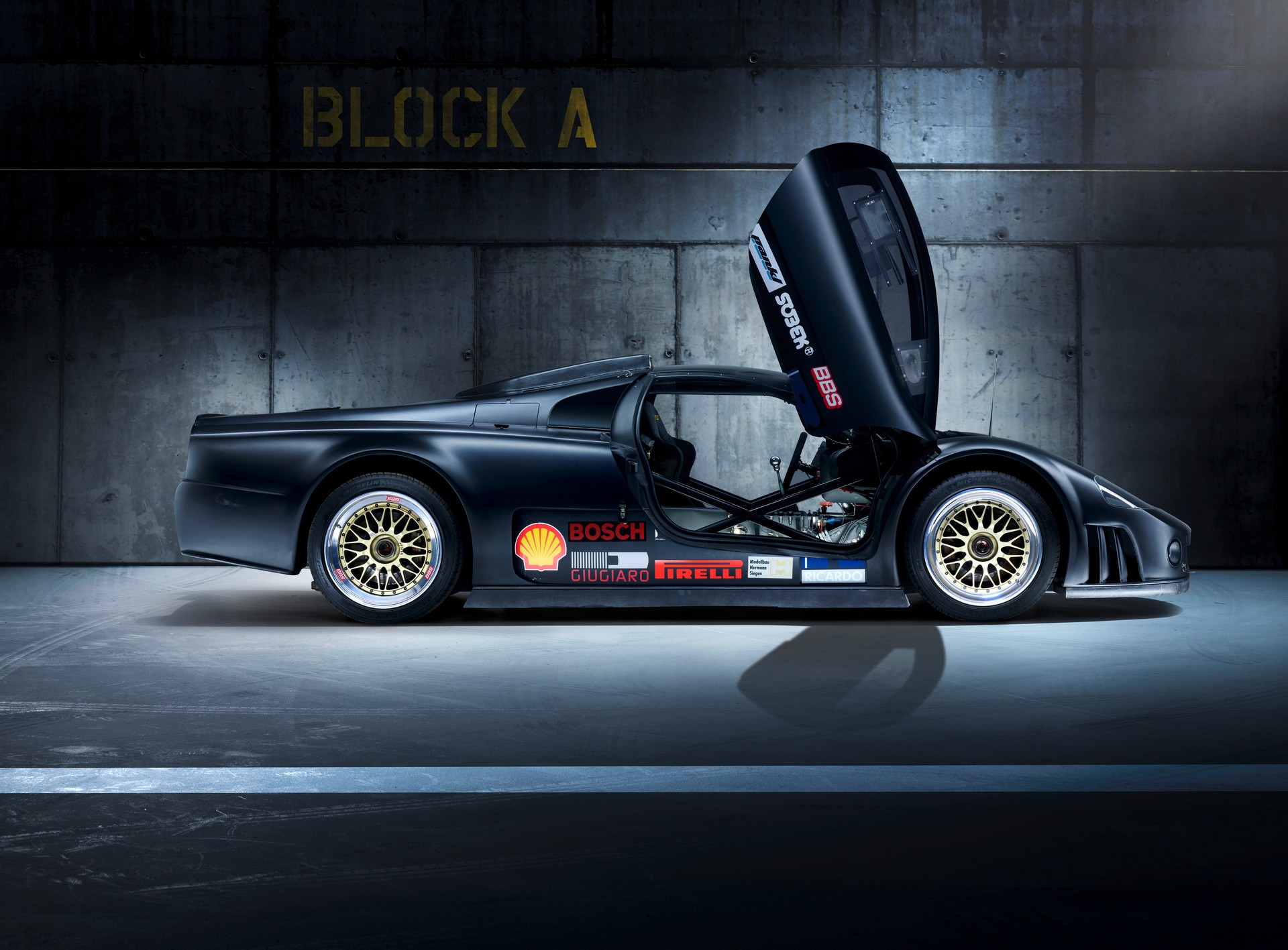 VW’s Forgotten W12 Supercar Claimed 7 World Records And Didn’t Even Reach Production