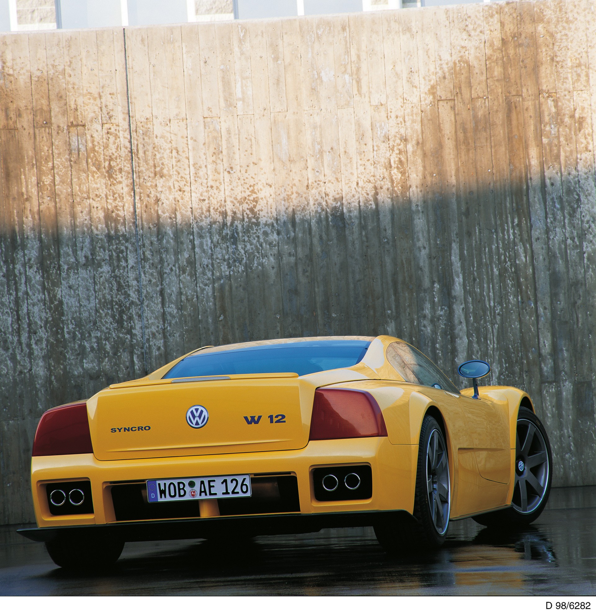 VW’s Forgotten W12 Supercar Claimed 7 World Records And Didn’t Even Reach Production