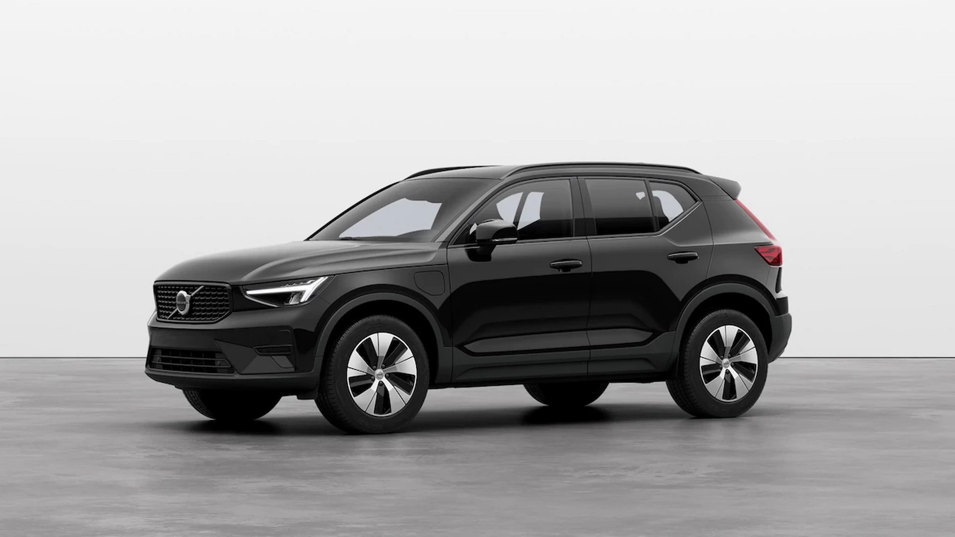 2023 Volvo XC40 Facelift Spotted Undisguised As Brand Quietly Reveals It On Euro Configurators