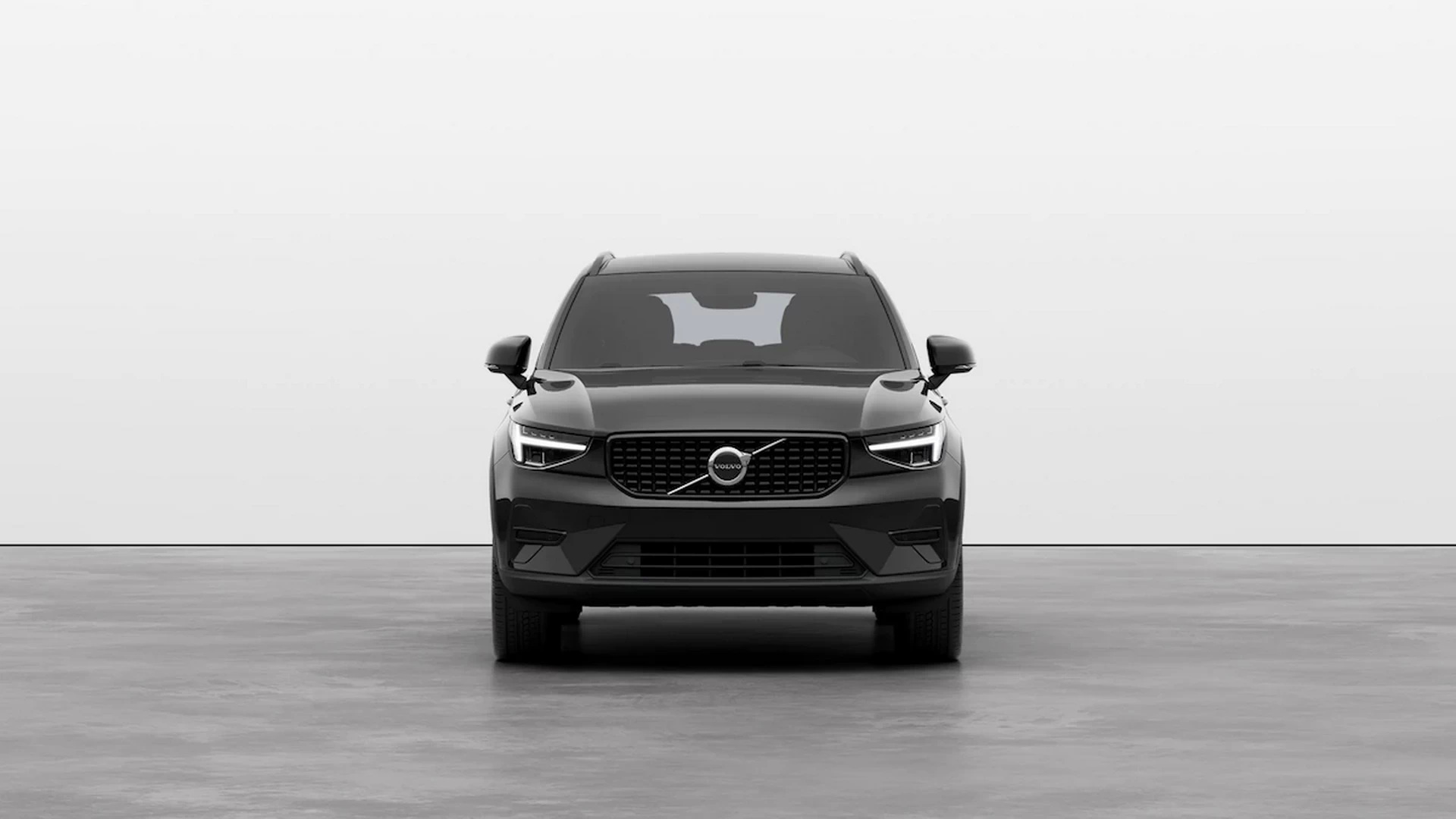 2023 Volvo XC40 Facelift Spotted Undisguised As Brand Quietly Reveals It On Euro Configurators