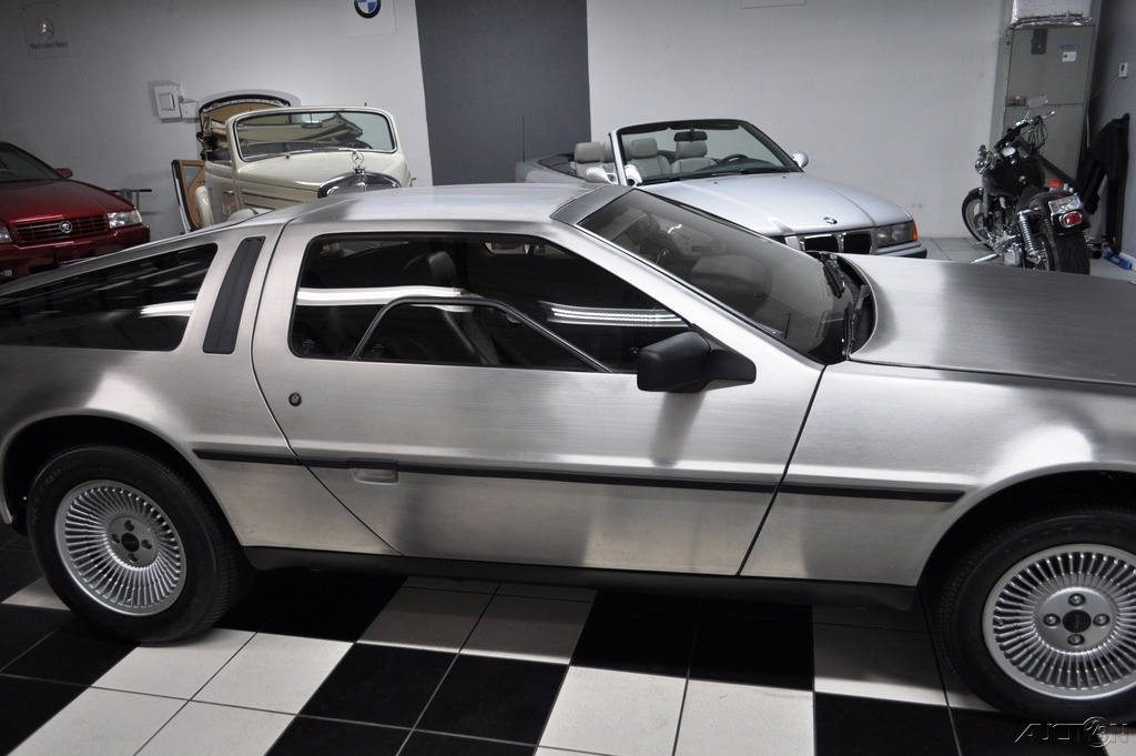 Perfectly Preserved DeLorean DMC-12 In Storage Since 1986 Is Worth Going Back In Time For
