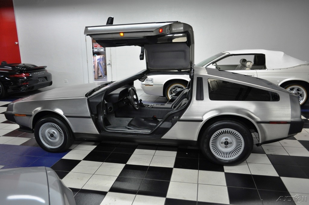 Perfectly Preserved DeLorean DMC-12 In Storage Since 1986 Is Worth Going Back In Time For