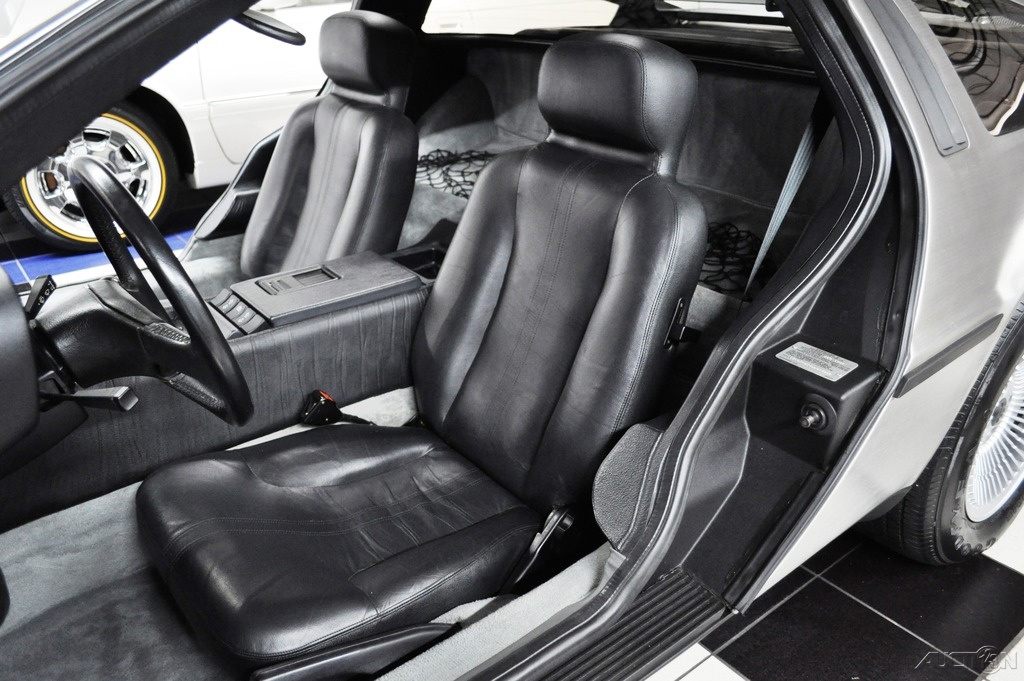 Perfectly Preserved DeLorean DMC-12 In Storage Since 1986 Is Worth Going Back In Time For