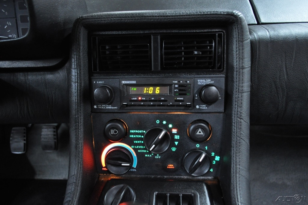 Perfectly Preserved DeLorean DMC-12 In Storage Since 1986 Is Worth Going Back In Time For