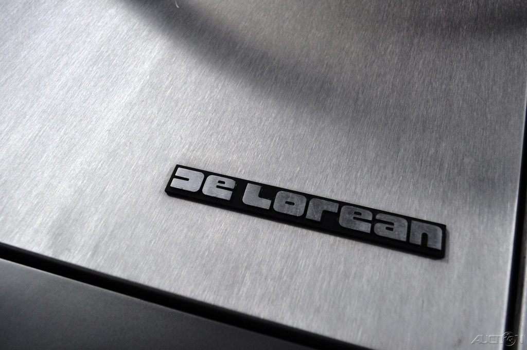 Perfectly Preserved DeLorean DMC-12 In Storage Since 1986 Is Worth Going Back In Time For