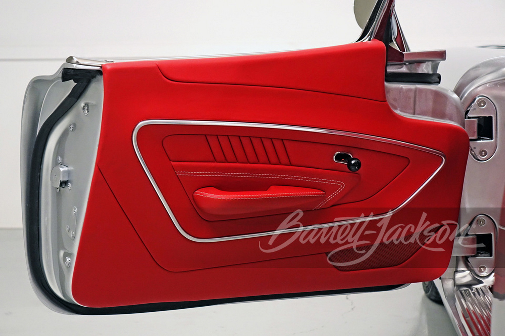 Two Custom Chevrolet C1 Corvettes Up For Auction Offer A Combined 1,155 HP