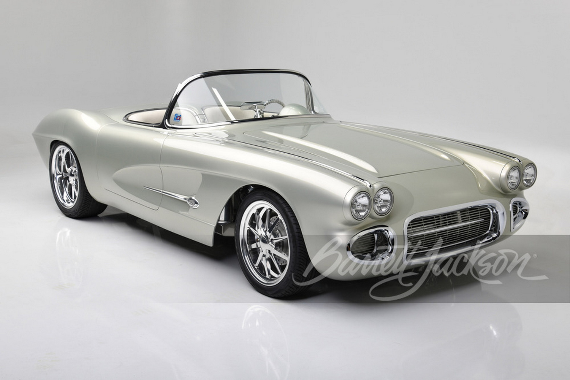 Two Custom Chevrolet C1 Corvettes Up For Auction Offer A Combined 1,155 HP