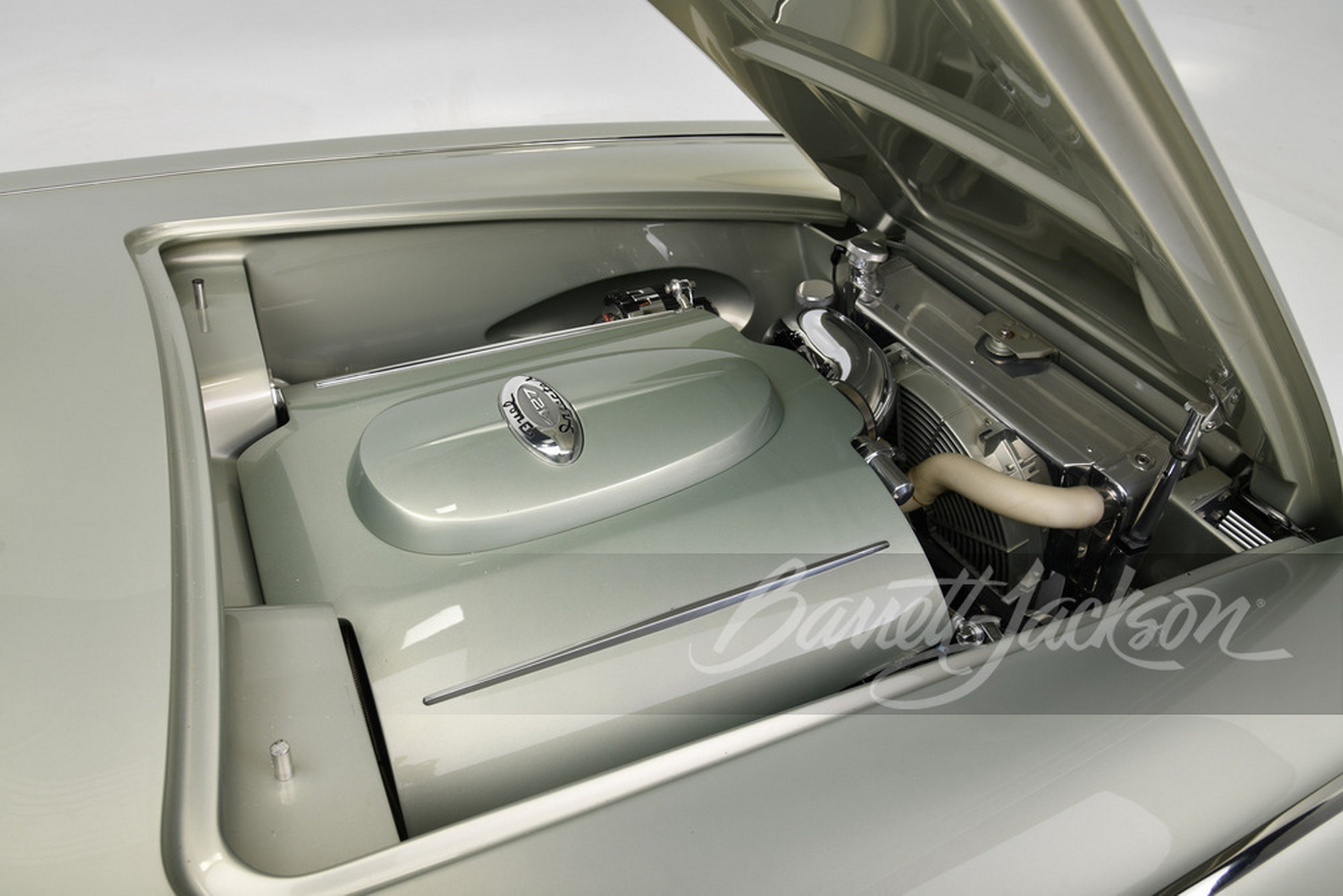 Two Custom Chevrolet C1 Corvettes Up For Auction Offer A Combined 1,155 HP