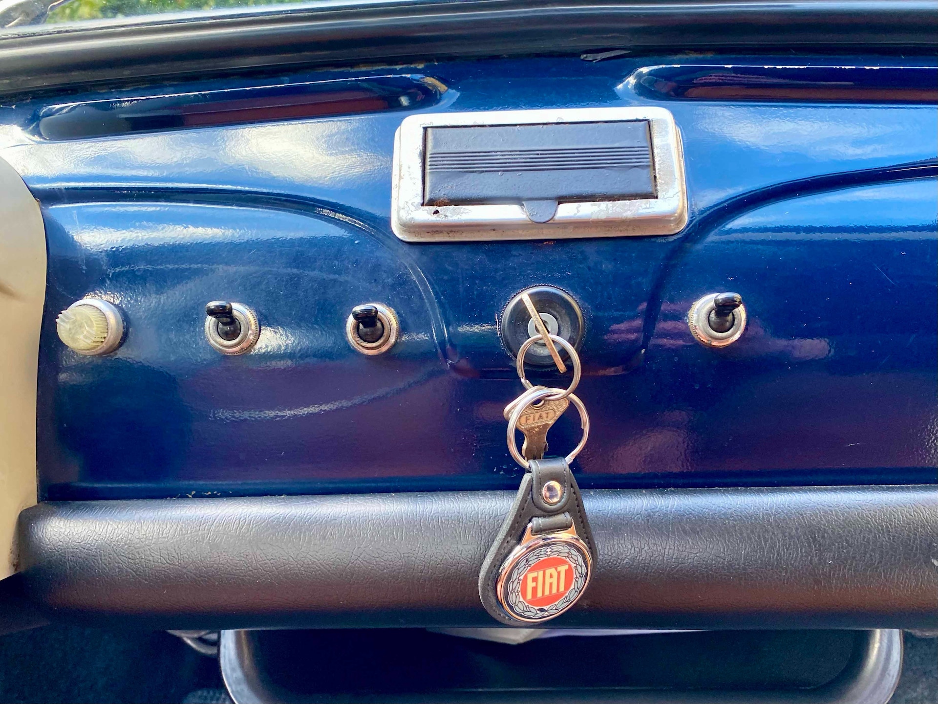 This 18 HP Fiat 500 Cop Car Is A Getaway Driver’s Dream Come True