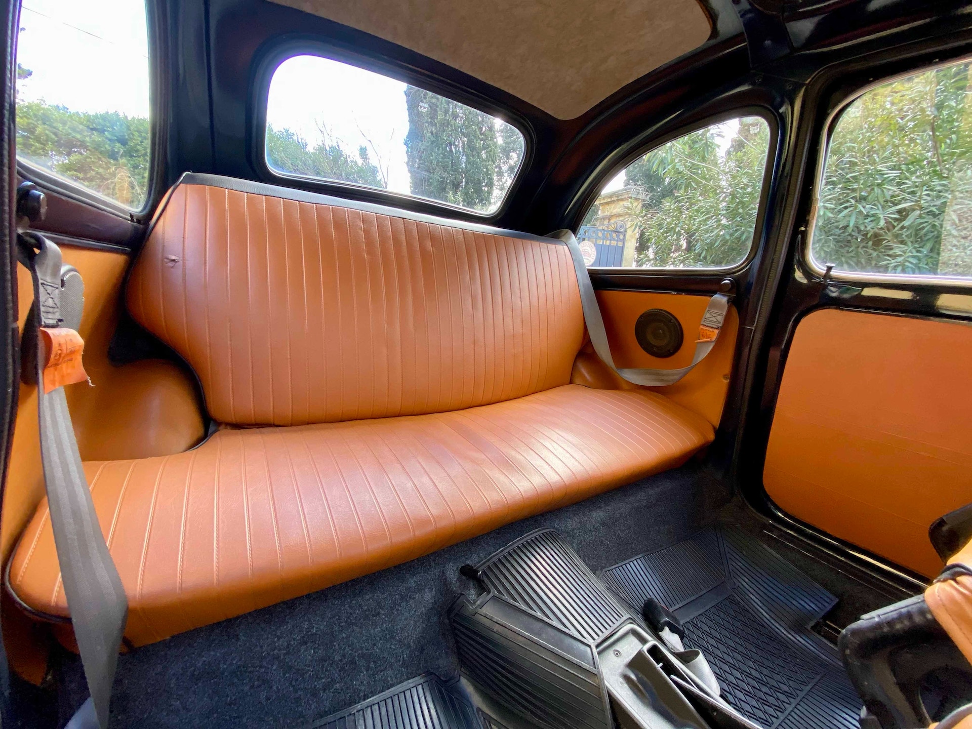 This 18 HP Fiat 500 Cop Car Is A Getaway Driver’s Dream Come True