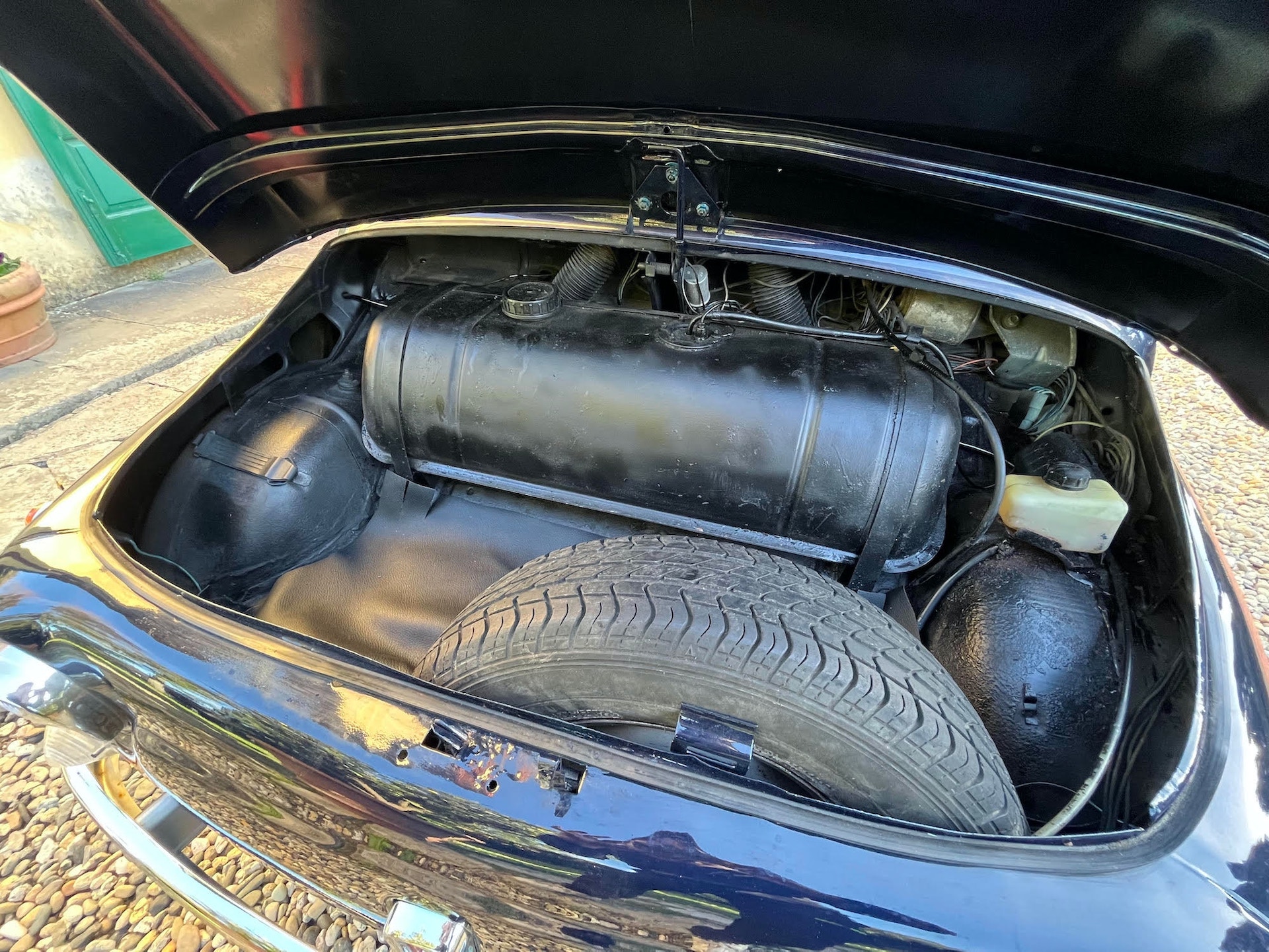 This 18 HP Fiat 500 Cop Car Is A Getaway Driver’s Dream Come True