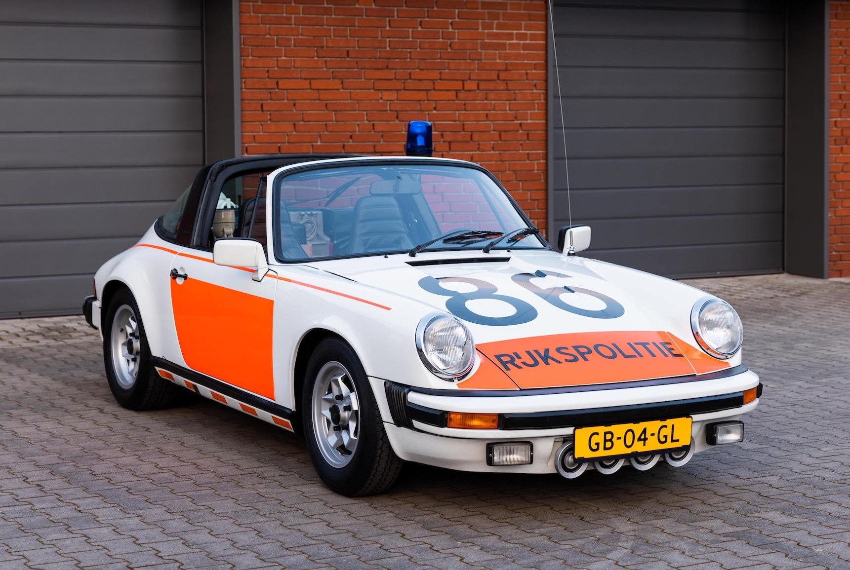 Getting Busted For Speeding Would Be A Pleasure If This Vintage Dutch 911 Patrol Car Was Chasing You Down