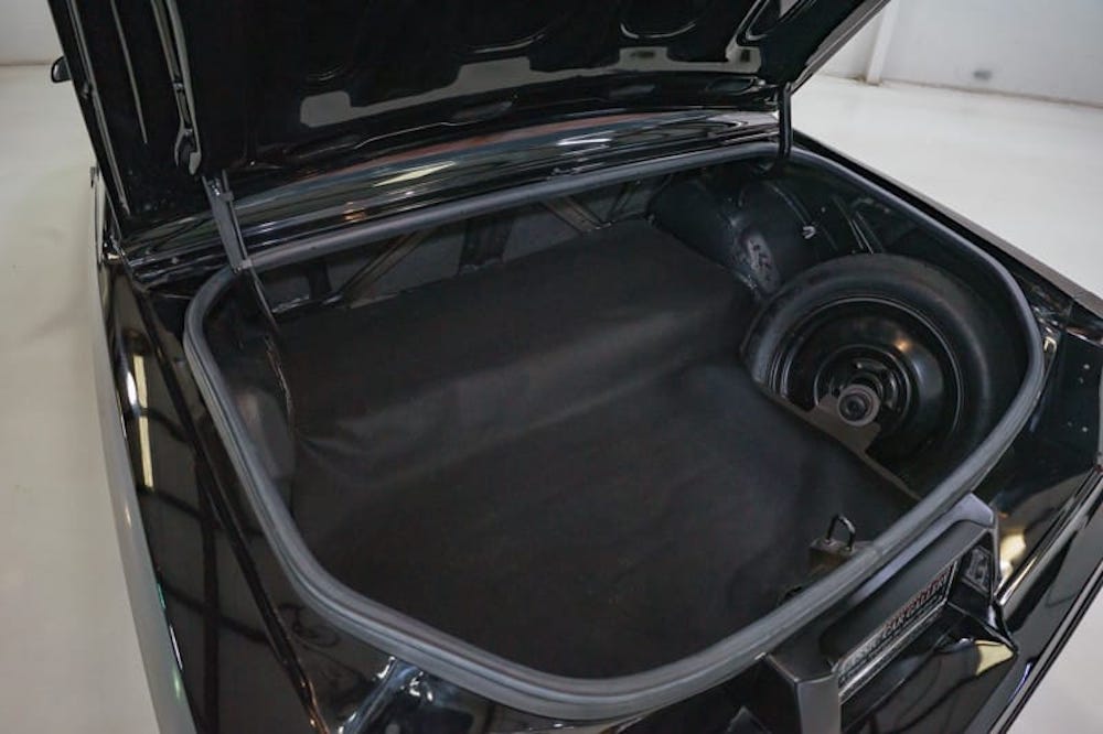 Live Out Your 1980s NASCAR Fantasies With This Incredible 608-Mile Chevrolet Monte Carlo SS