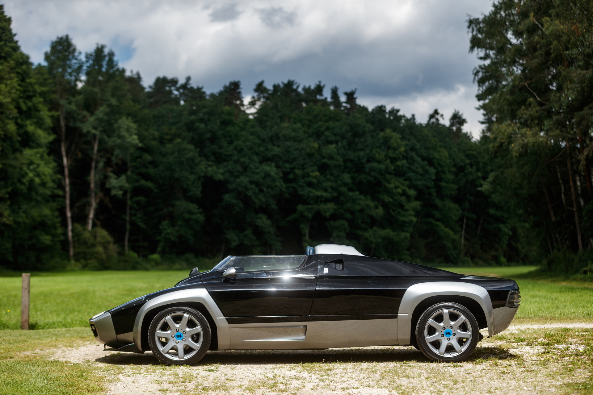 This Super Rare Isdera Spyder 036i Might Be The Most Unique Way To Spend A Few Hundred Grand