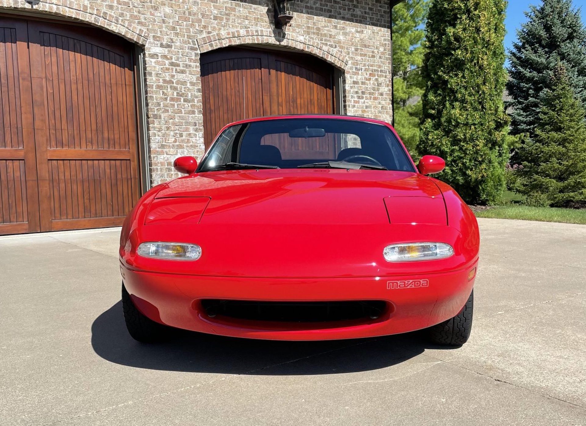 Could You Bring Yourself To Butcher This Pristine 7K-Mile Miata?