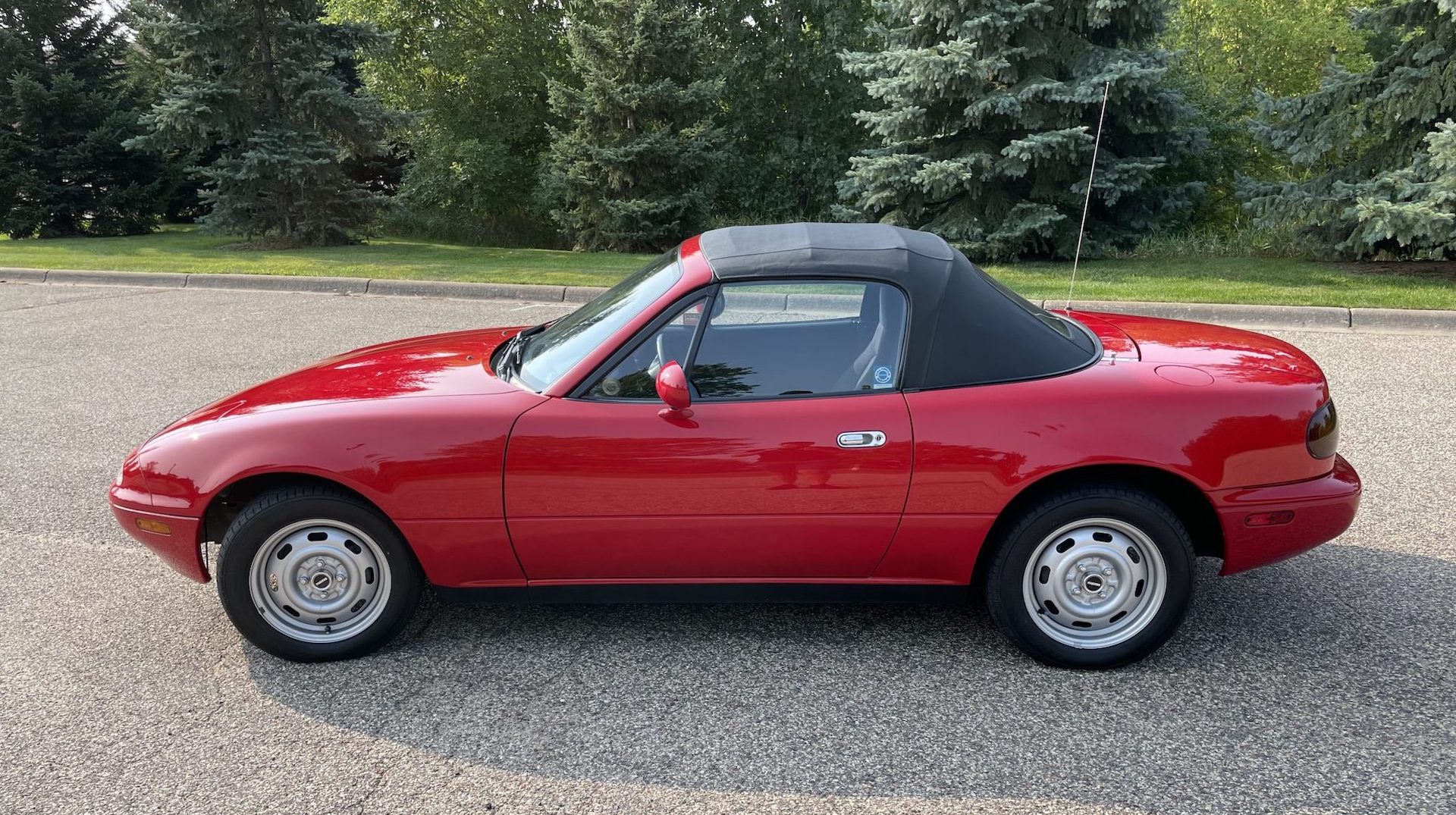 Could You Bring Yourself To Butcher This Pristine 7K-Mile Miata?