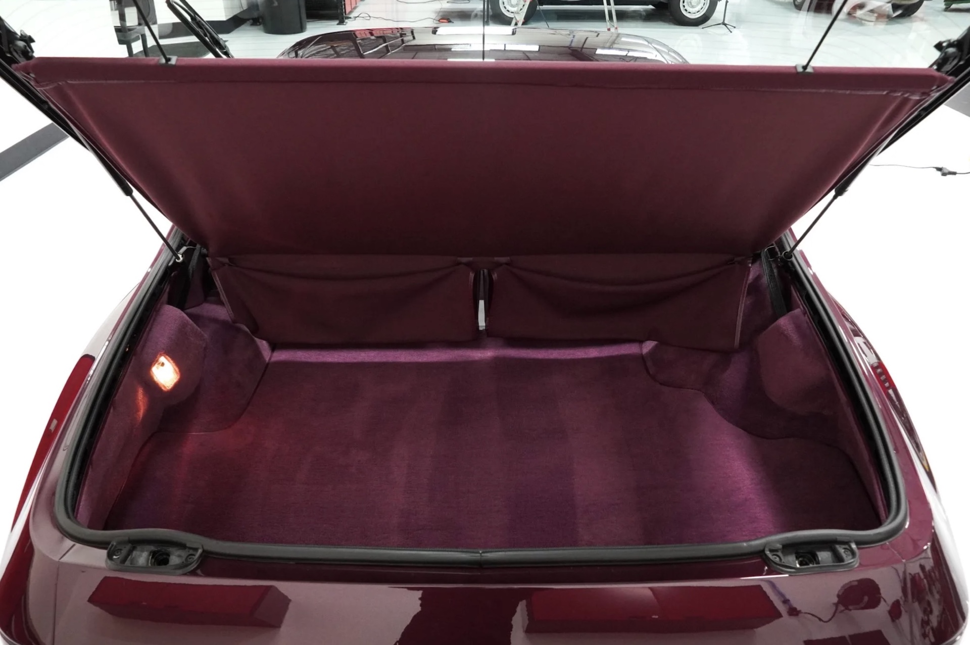 Insanely Overpriced $164,000 Porsche 968 Sold For $20k Over A New Cayman GT4 RS On BaT