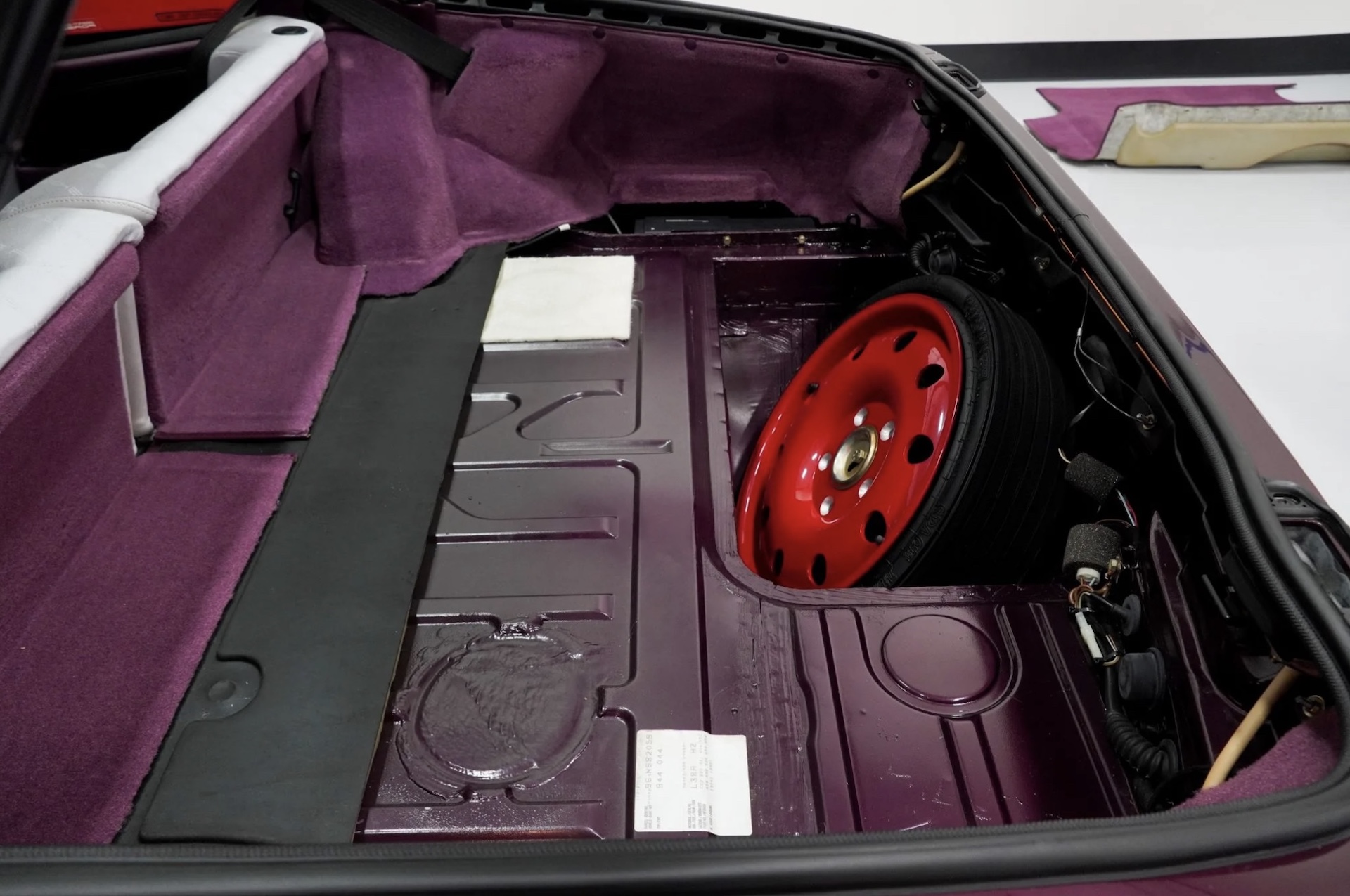 Insanely Overpriced $164,000 Porsche 968 Sold For $20k Over A New Cayman GT4 RS On BaT