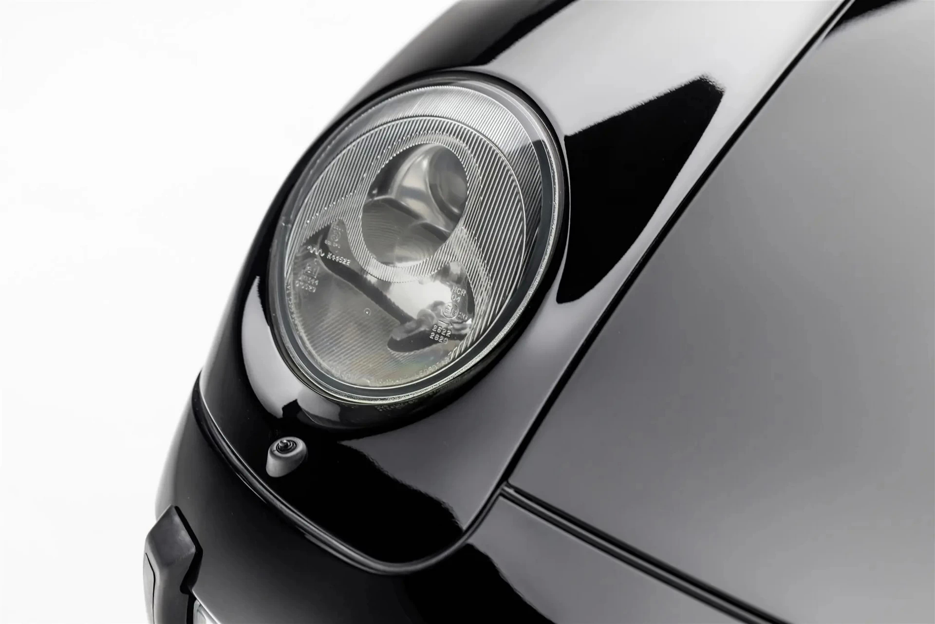 Instead Of A Third Oscar, Denzel Washington Is Polishing Up His Porsche 993 Turbo For Sale