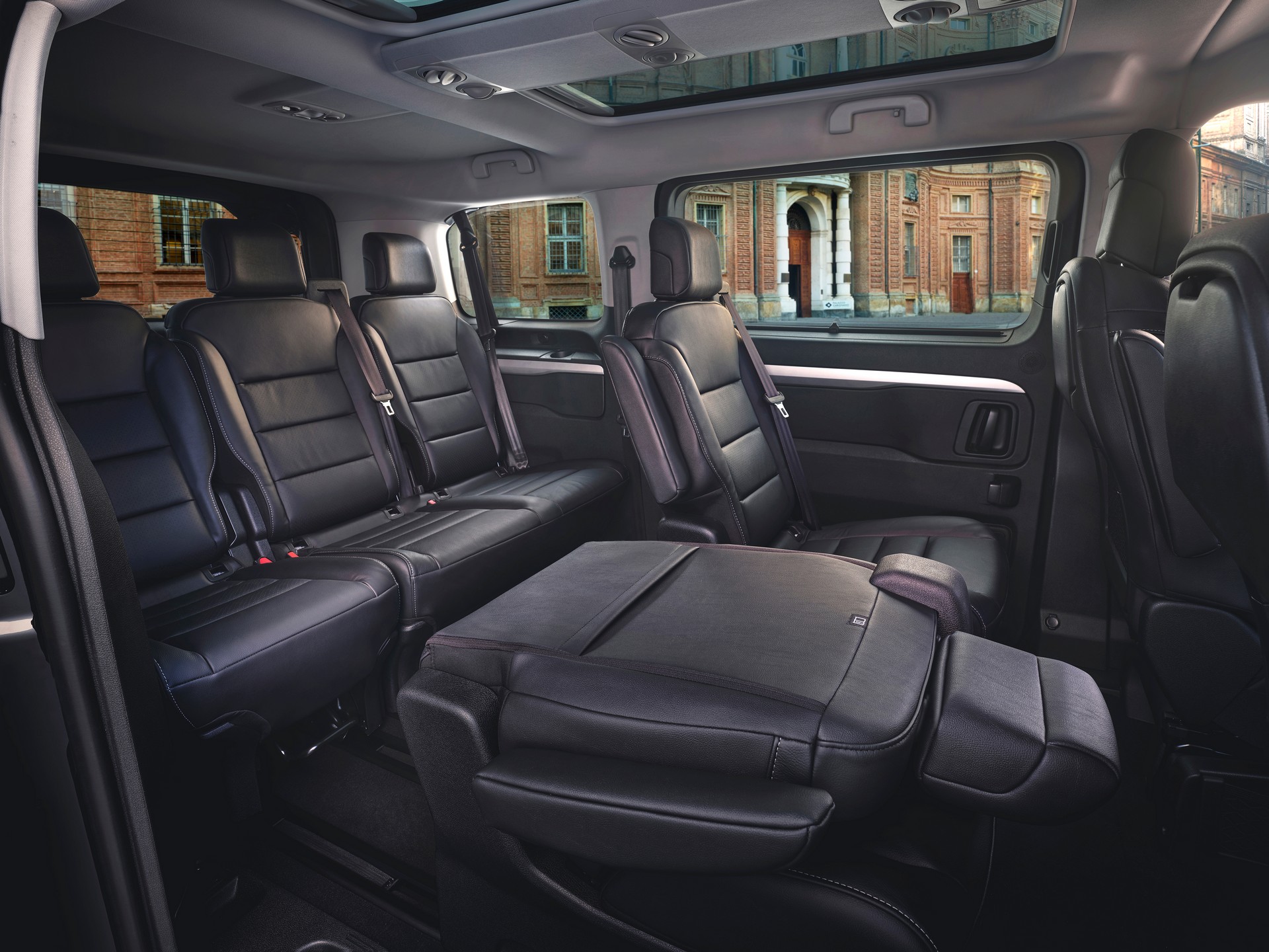 2022 Fiat E-Ulysse Debuts As An Eight-Seat Electric Van Up With To 205 Miles Of Range