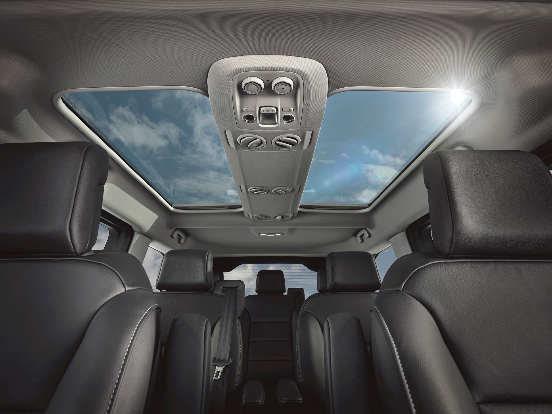 2022 Fiat E-Ulysse Debuts As An Eight-Seat Electric Van Up With To 205 Miles Of Range