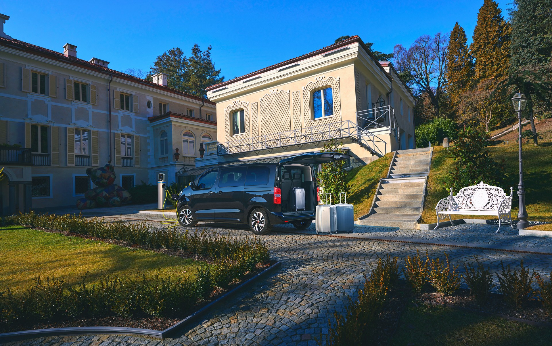 2022 Fiat E-Ulysse Debuts As An Eight-Seat Electric Van Up With To 205 Miles Of Range