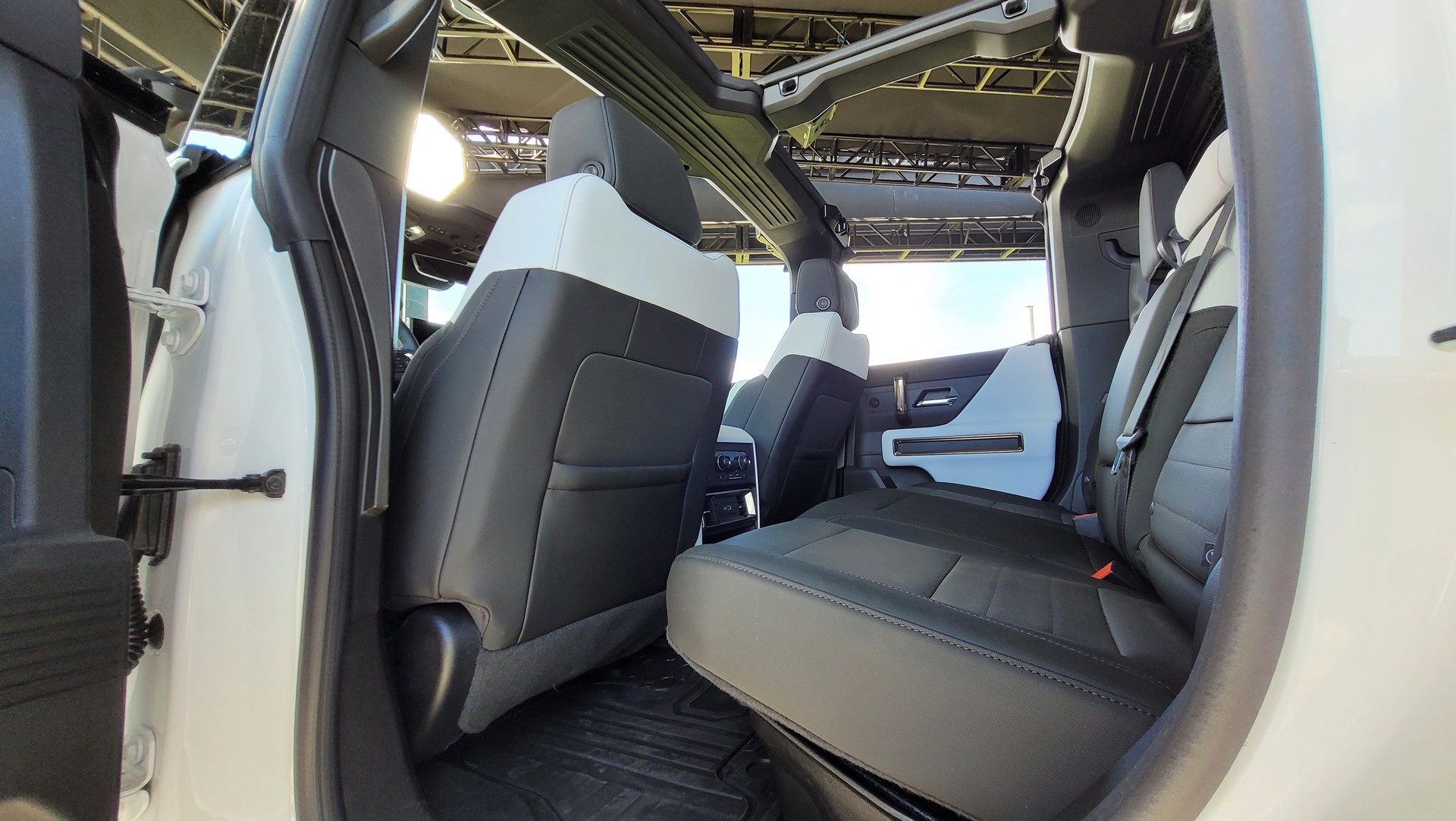 Driven: The 1,000 HP 2022 GMC Hummer EV Pickup Is Wonderfully Ridiculous