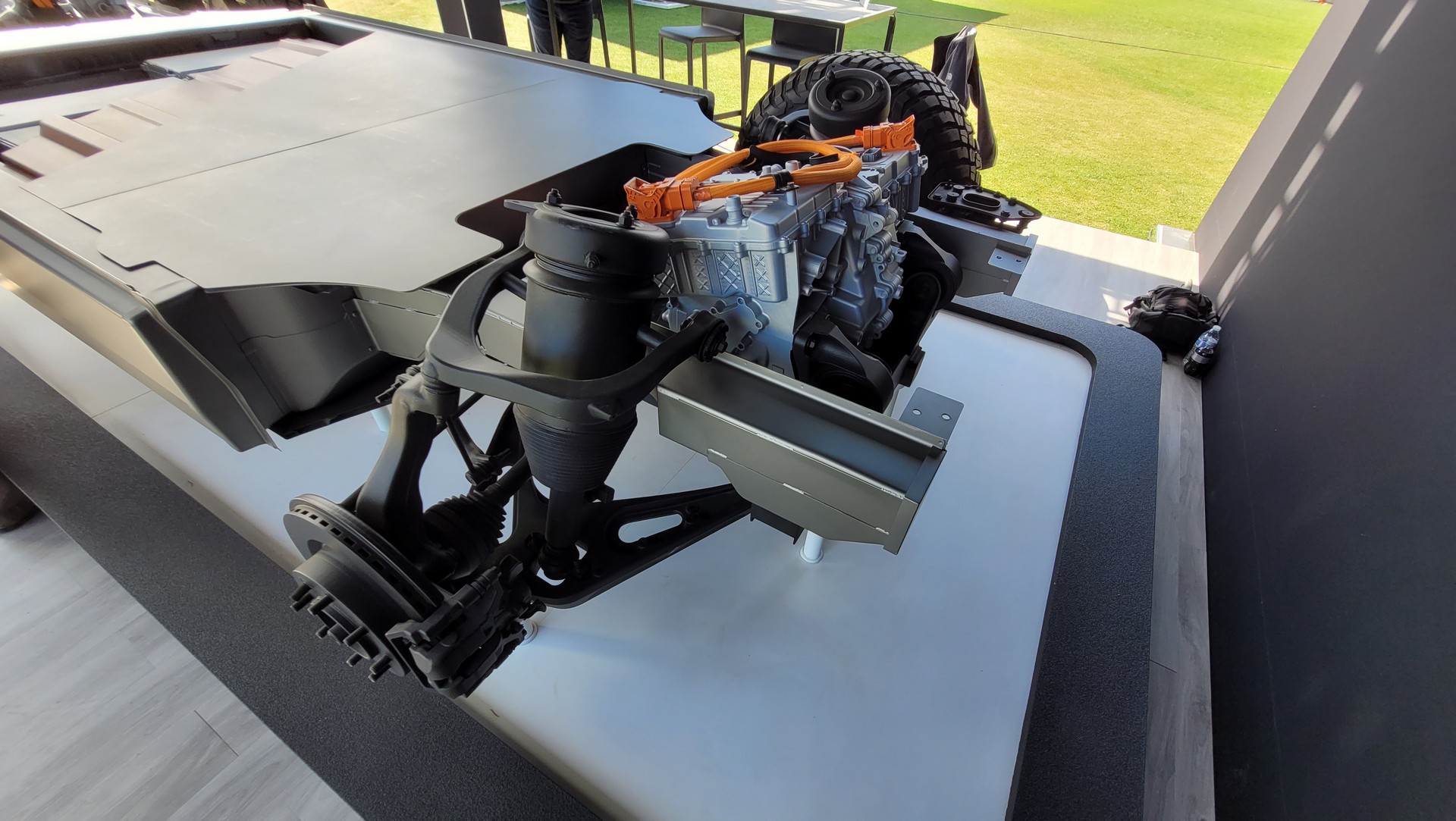 Driven: The 1,000 HP 2022 GMC Hummer EV Pickup Is Wonderfully Ridiculous