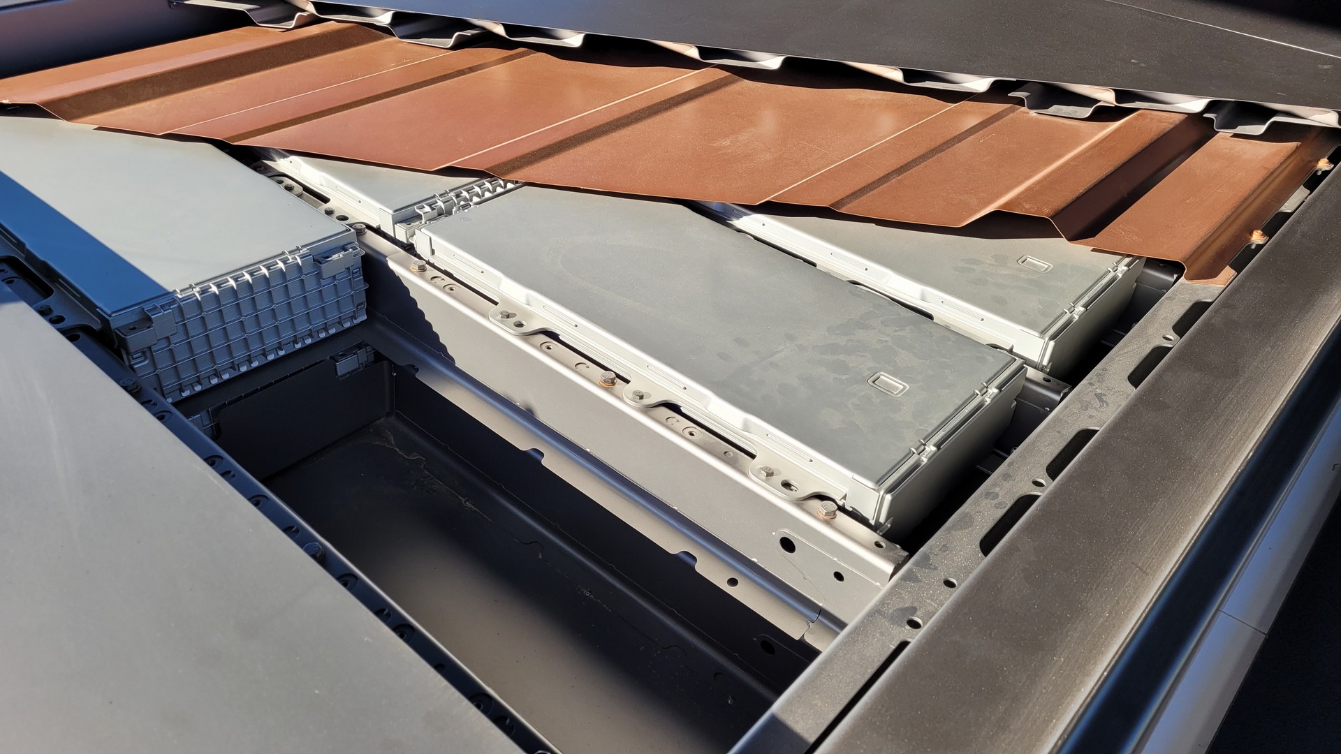 Driven: The 1,000 HP 2022 GMC Hummer EV Pickup Is Wonderfully Ridiculous