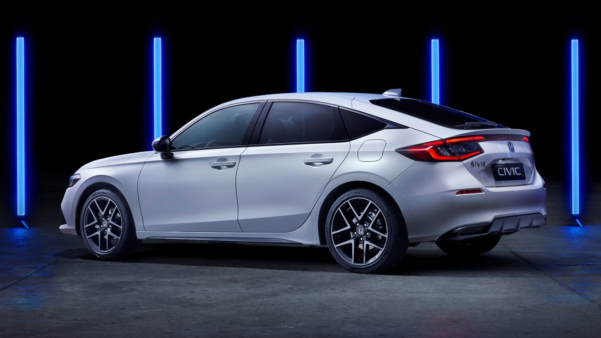 2022 Honda Civic e:HEV Hatch Debuts In Europe With 181-HP Hybrid Powertrain