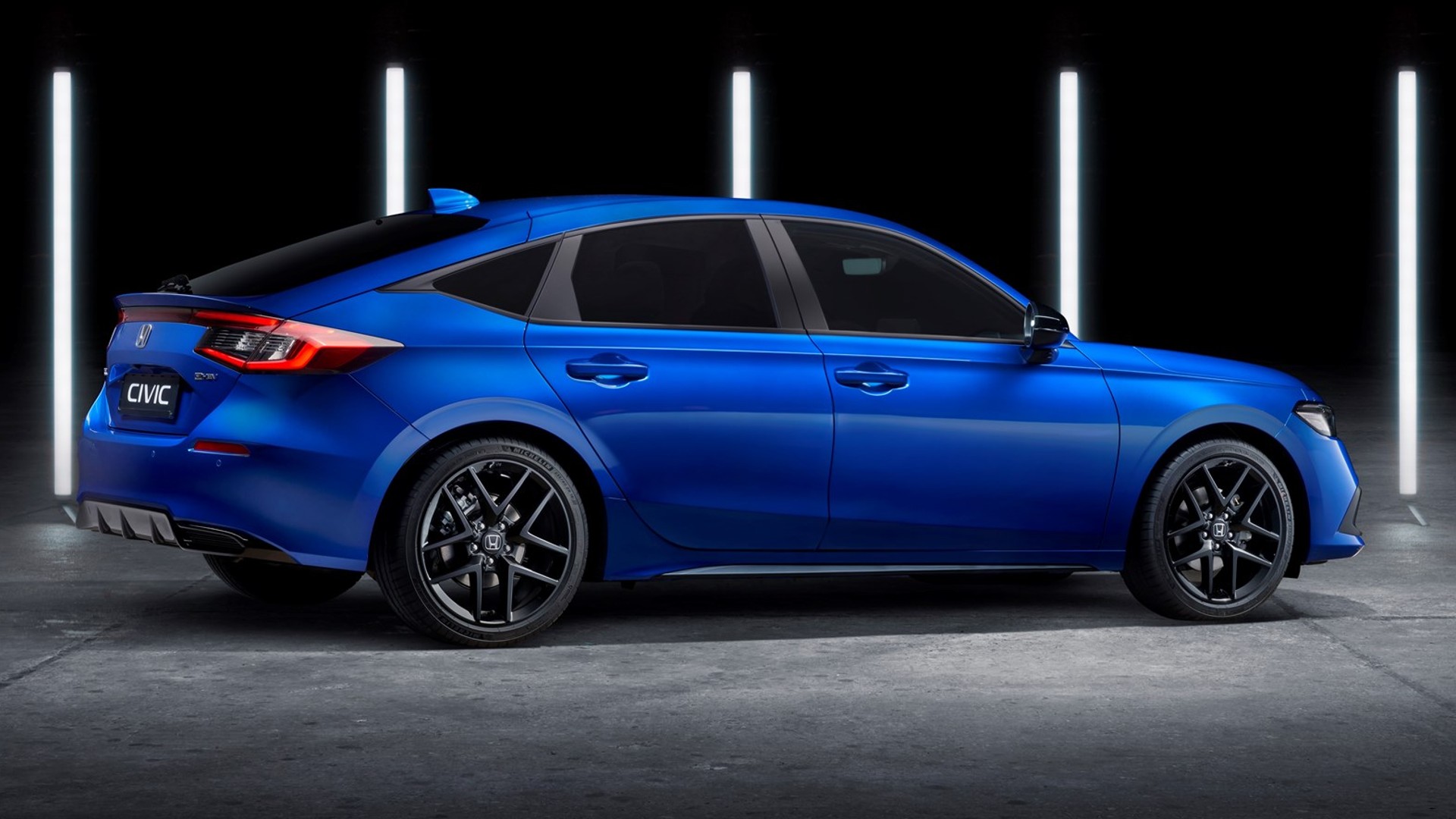 2022 Honda Civic e:HEV Hatch Debuts In Europe With 181-HP Hybrid Powertrain