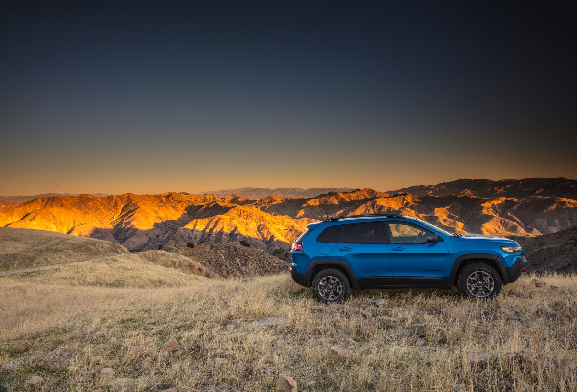 2022 Jeep Cherokee Gets Nearly $6k Price Hike And New X Trim With Factory Lift