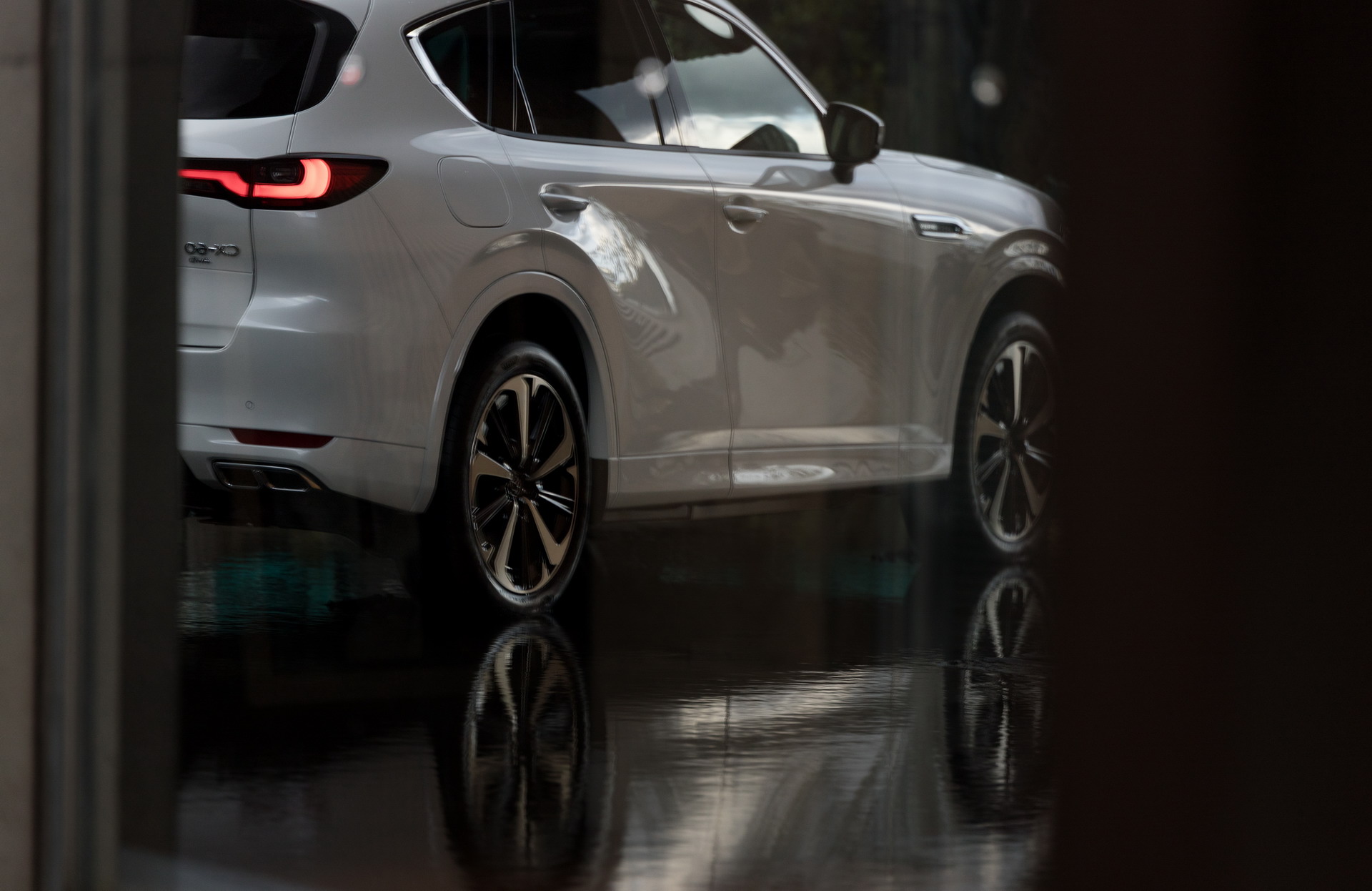 2022 Mazda CX-60 Debuts As Brand’s Most Powerful Production Car, Gets Straight-Six Engines And PHEV