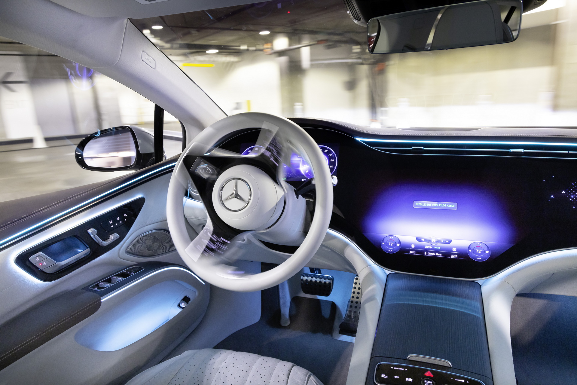 Mercedes Demonstrates Automated Valet Parking With EQS At LA Hotel