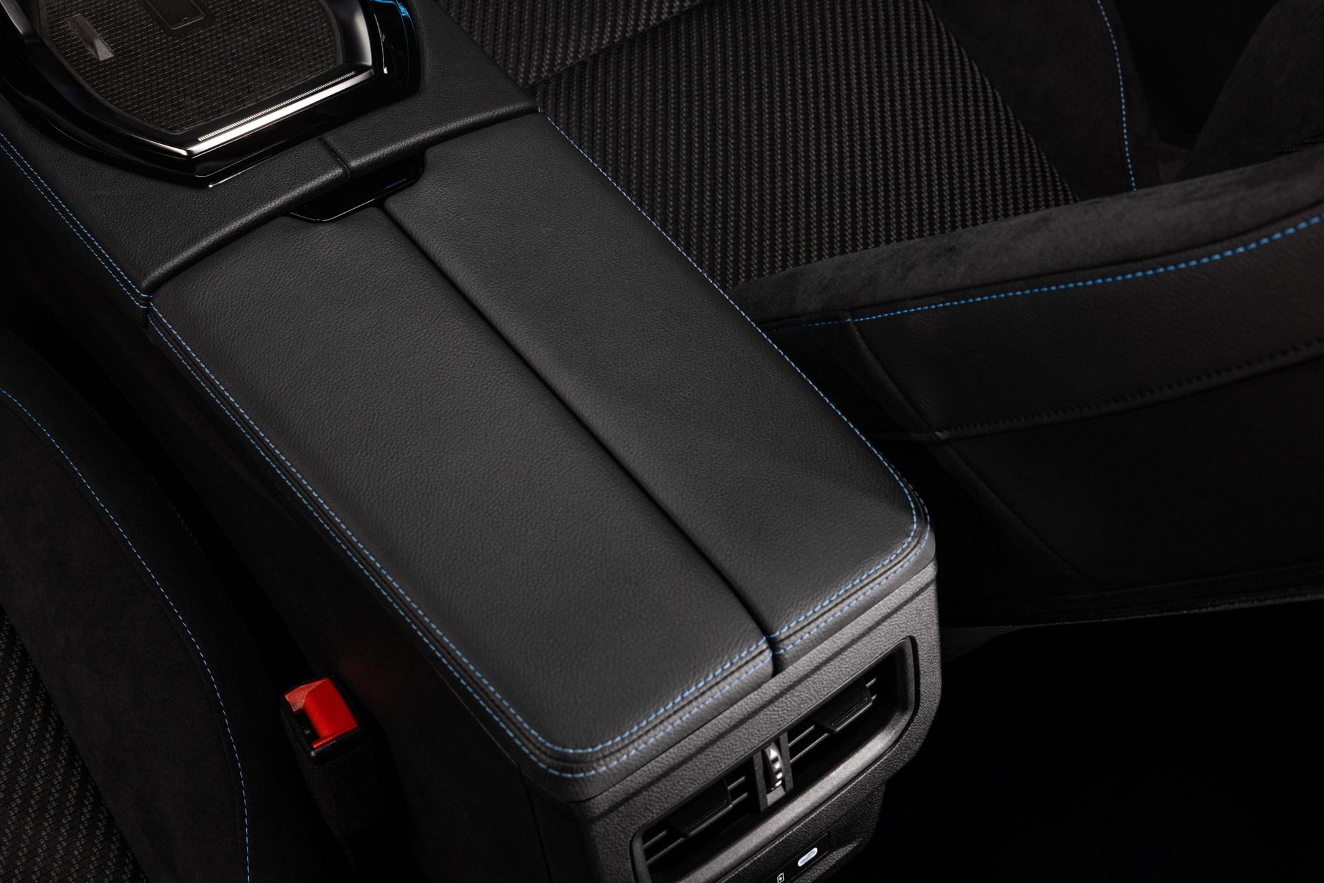 2022 Renault Austral SUV Makes Paris Debut As Kadjar Replacement