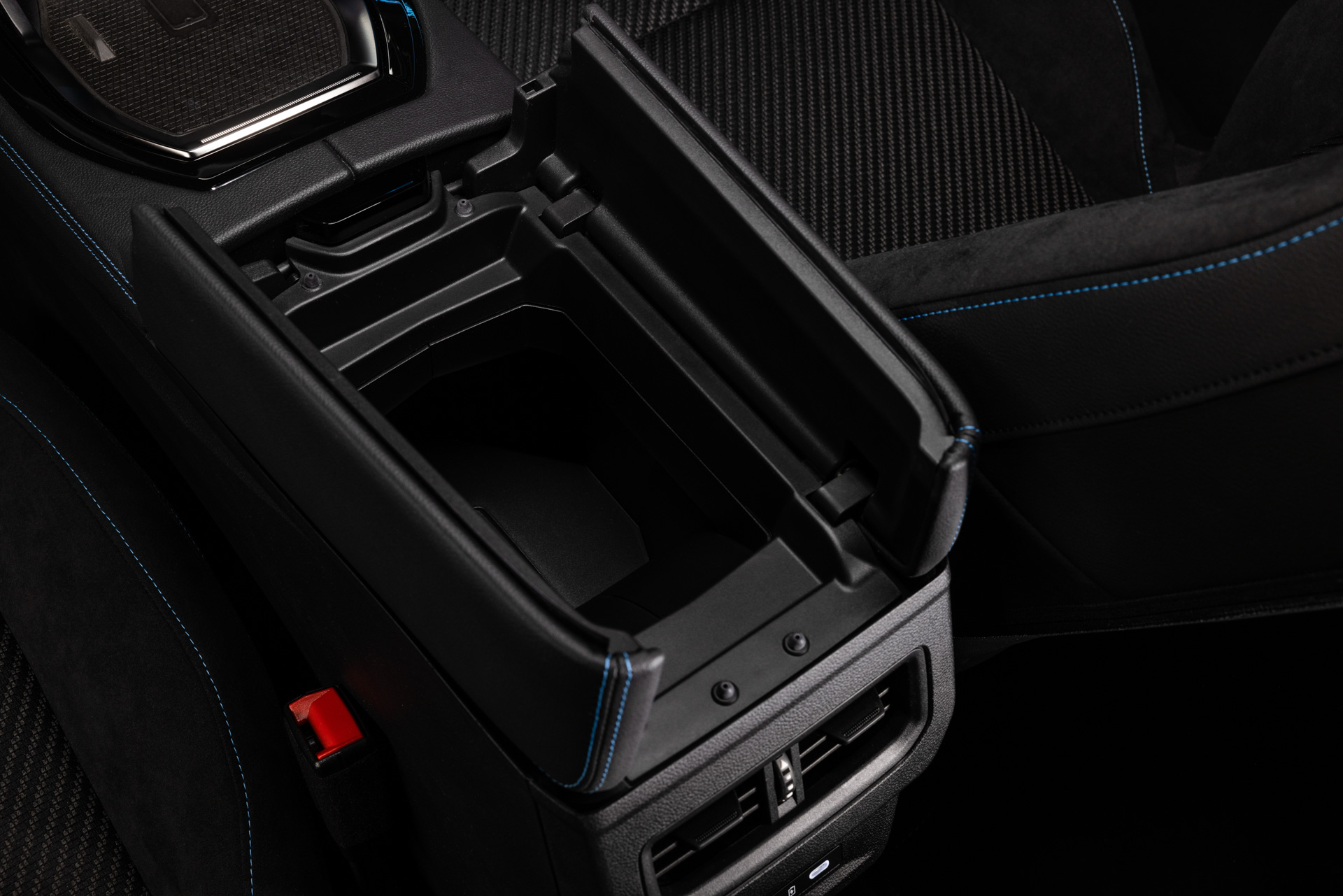 2022 Renault Austral SUV Makes Paris Debut As Kadjar Replacement