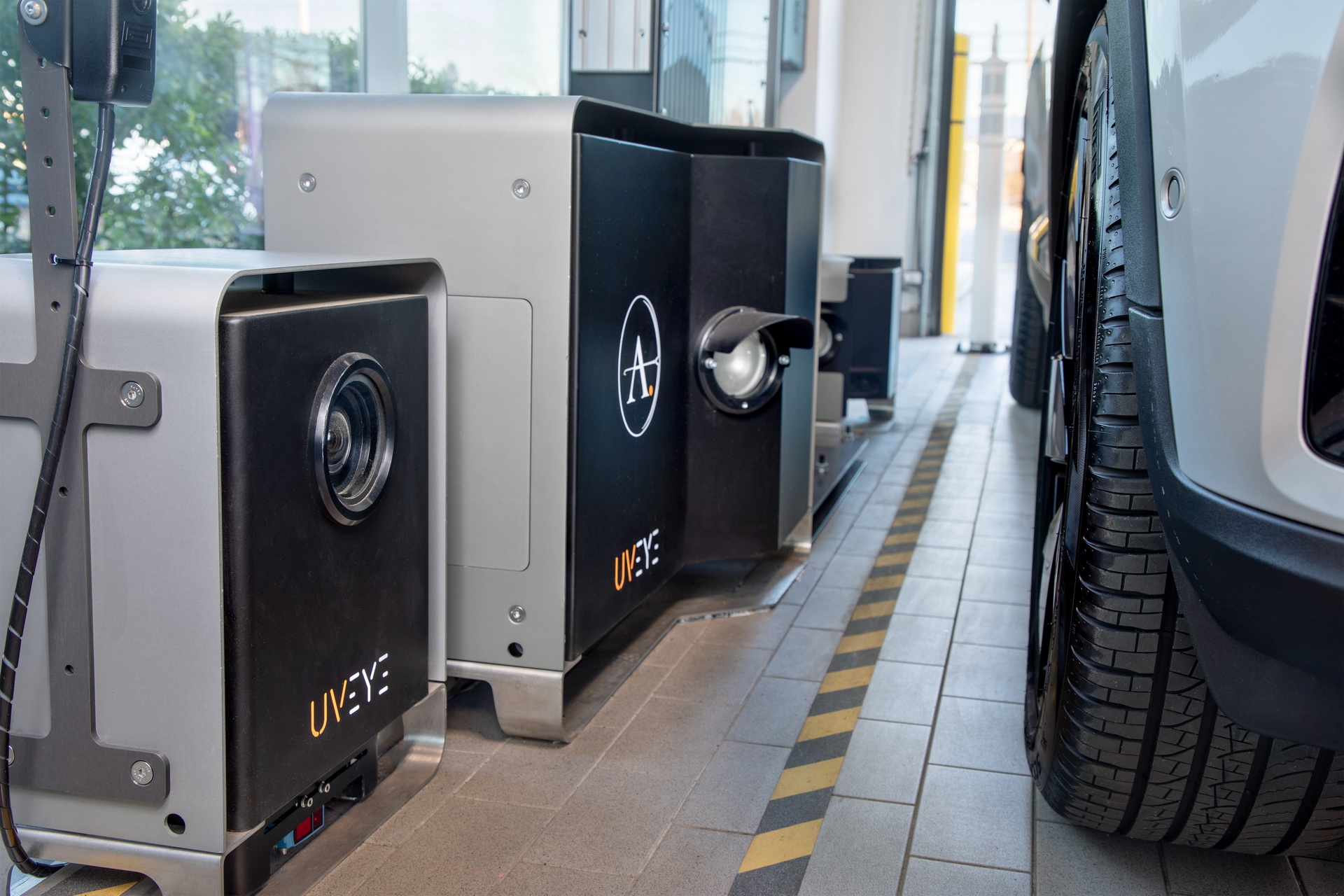 Volvo Creates Vehicle Inspection Bot That Can Examine A Car In Seconds