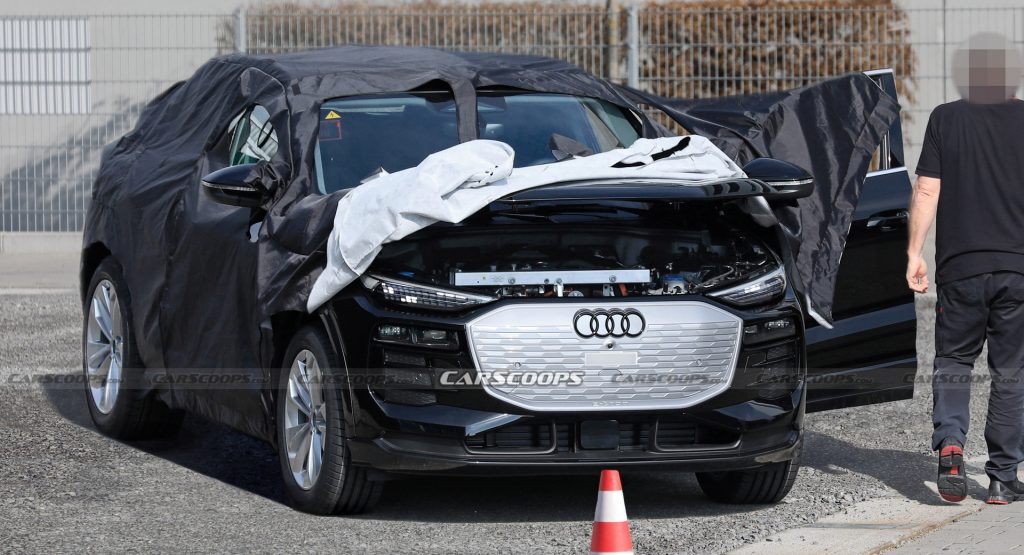  2024 Audi Q6 e-tron Front End Completely Uncovered In Latest Spy Shots